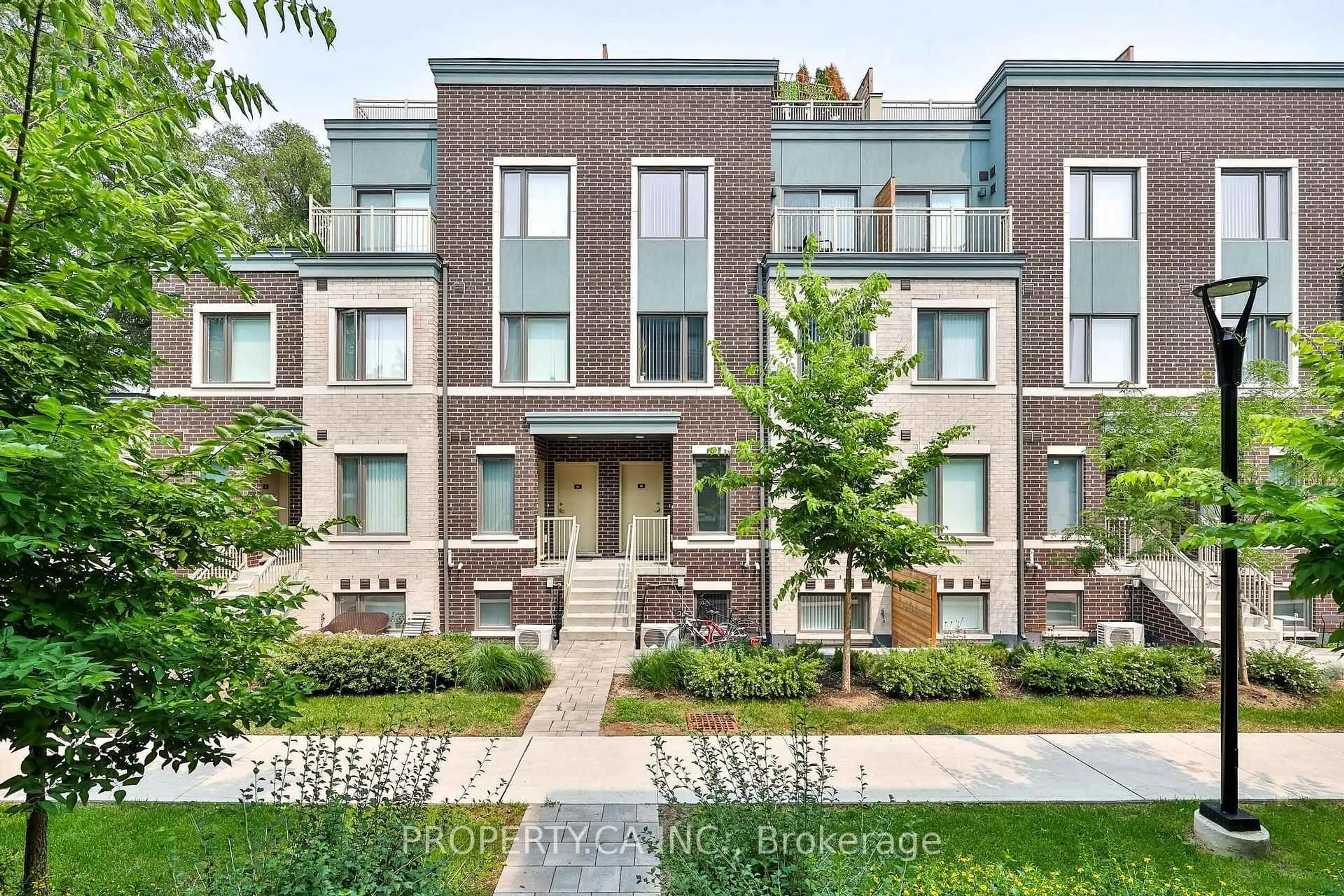 Home with brick exterior material, street for 20 William Jackson Way #86, Toronto Ontario M8V 0J7
