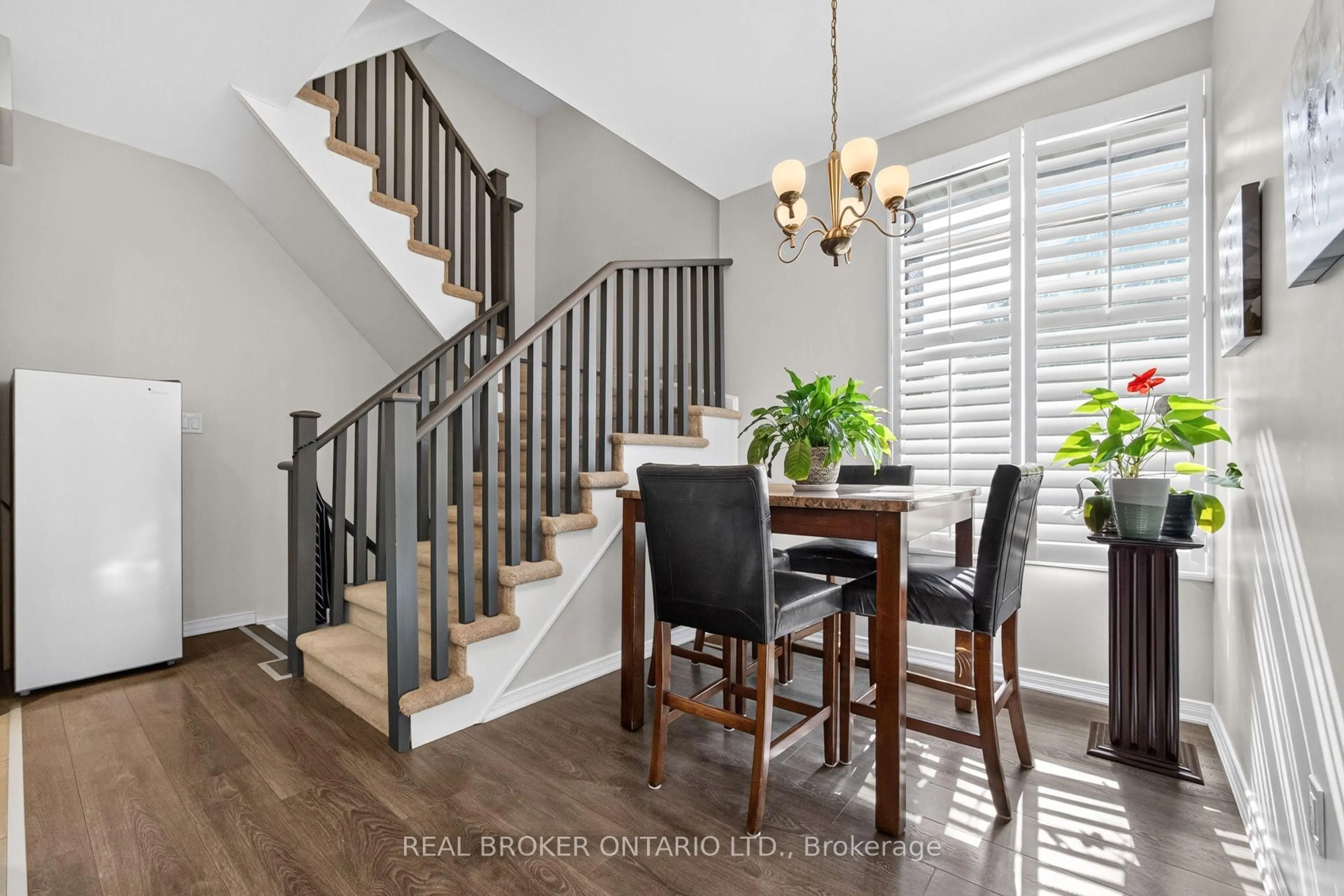 Unknown for 35 Applewood Lane #63, Toronto Ontario M9C 0C1
