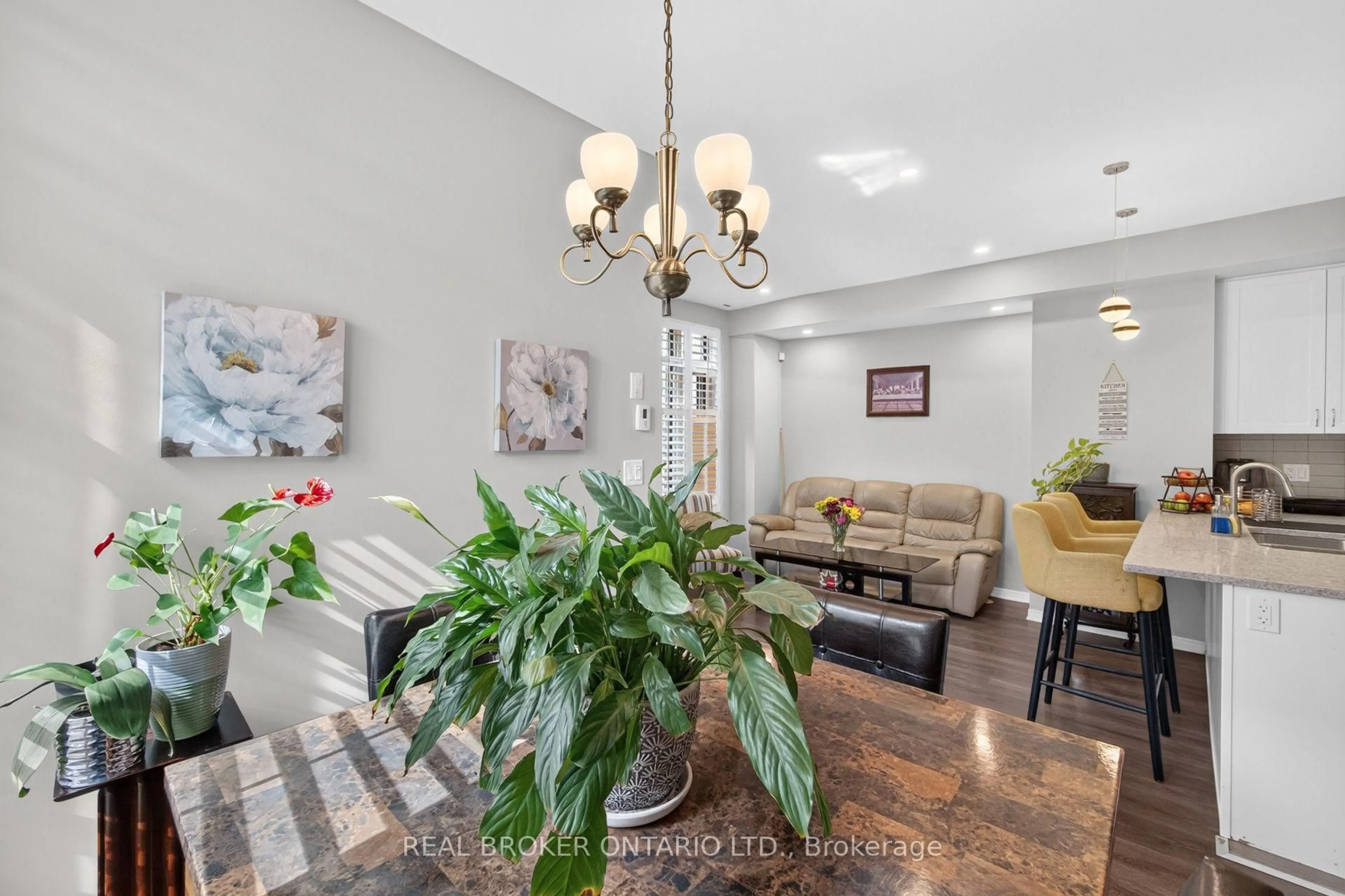 Unknown for 35 Applewood Lane #63, Toronto Ontario M9C 0C1