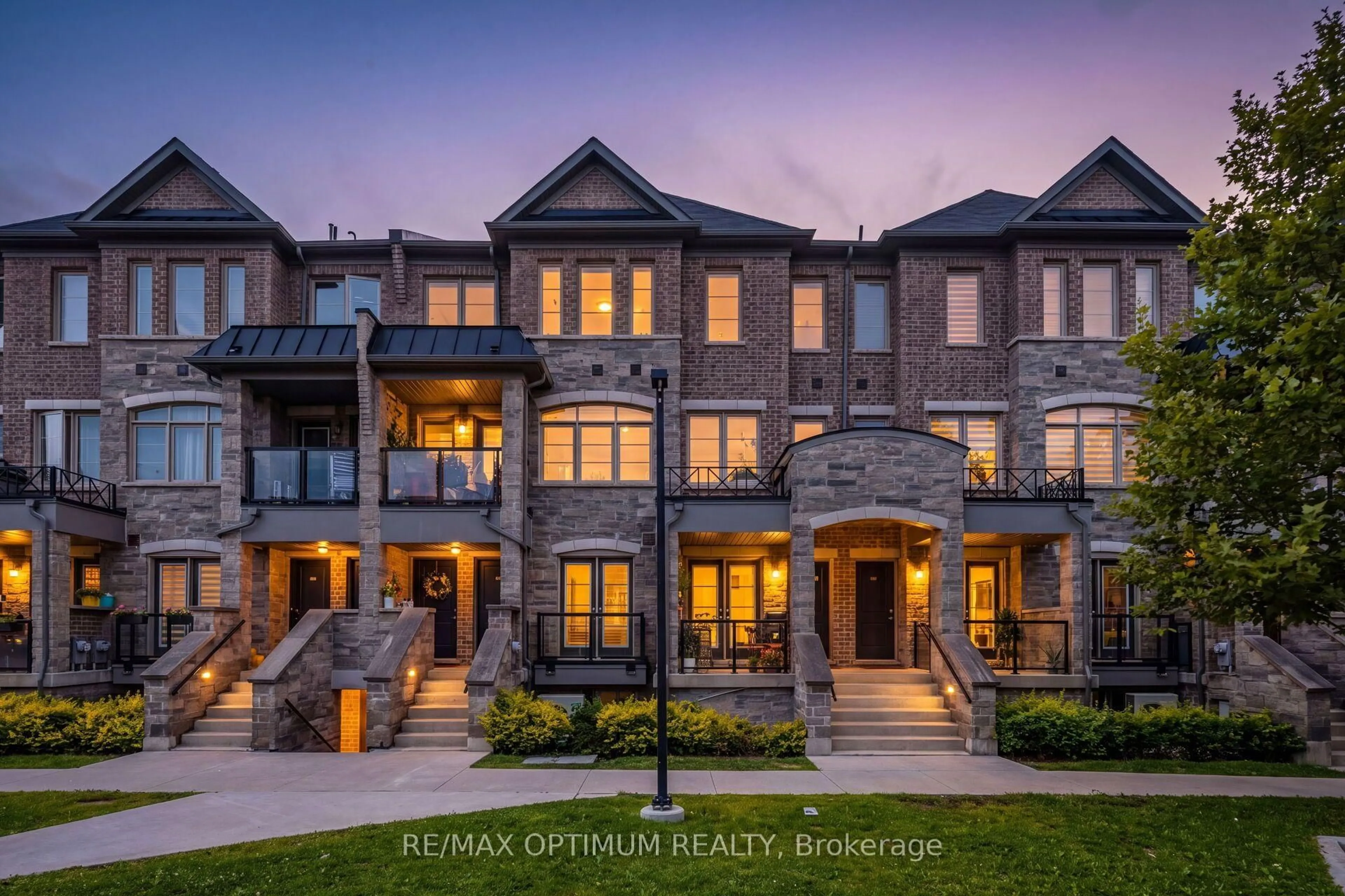 Home with brick exterior material, unknown for 200 Veterans Dr #160, Brampton Ontario L7A 4S6