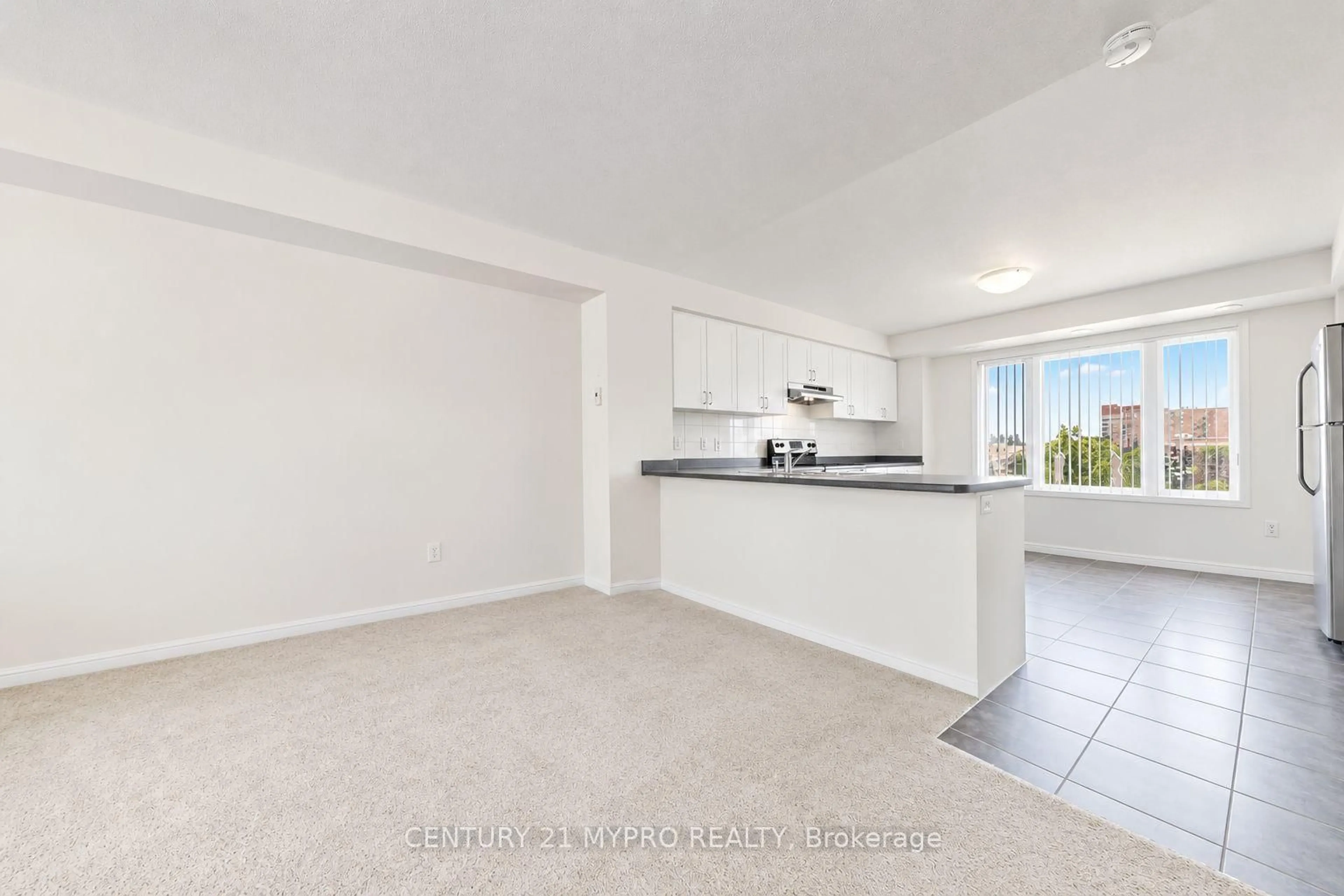 Unknown for 2895 Hazelton Pl #3, Mississauga Ontario L5M 0S4