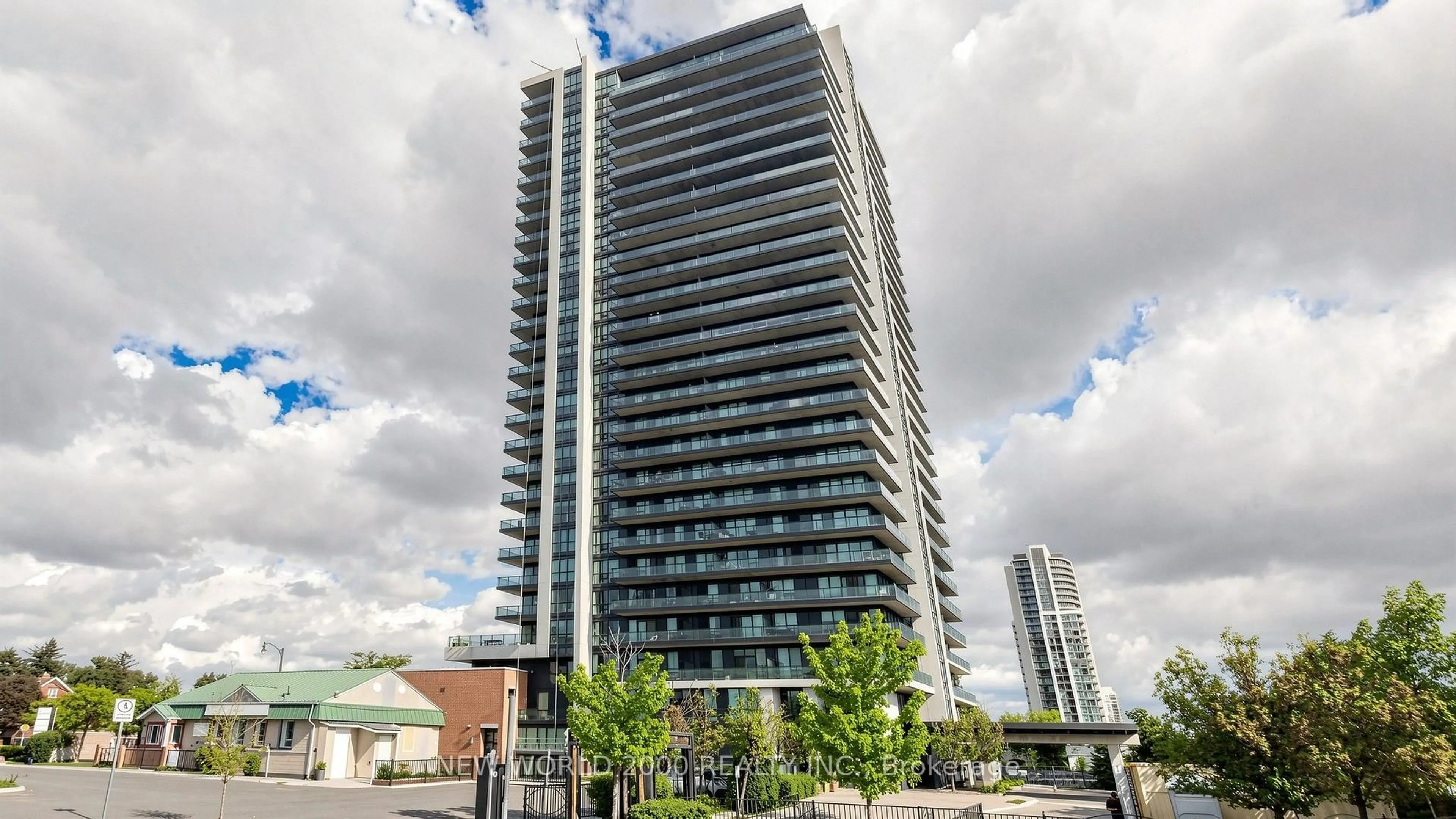 A pic from outside/outdoor area/front of a property/back of a property/a pic from drone, building for 100 John St #502, Brampton Ontario L6W 0A8