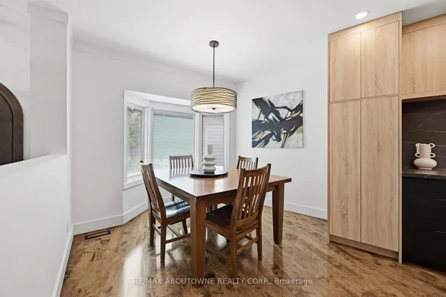 25 Southwind Terr, Oakville 5