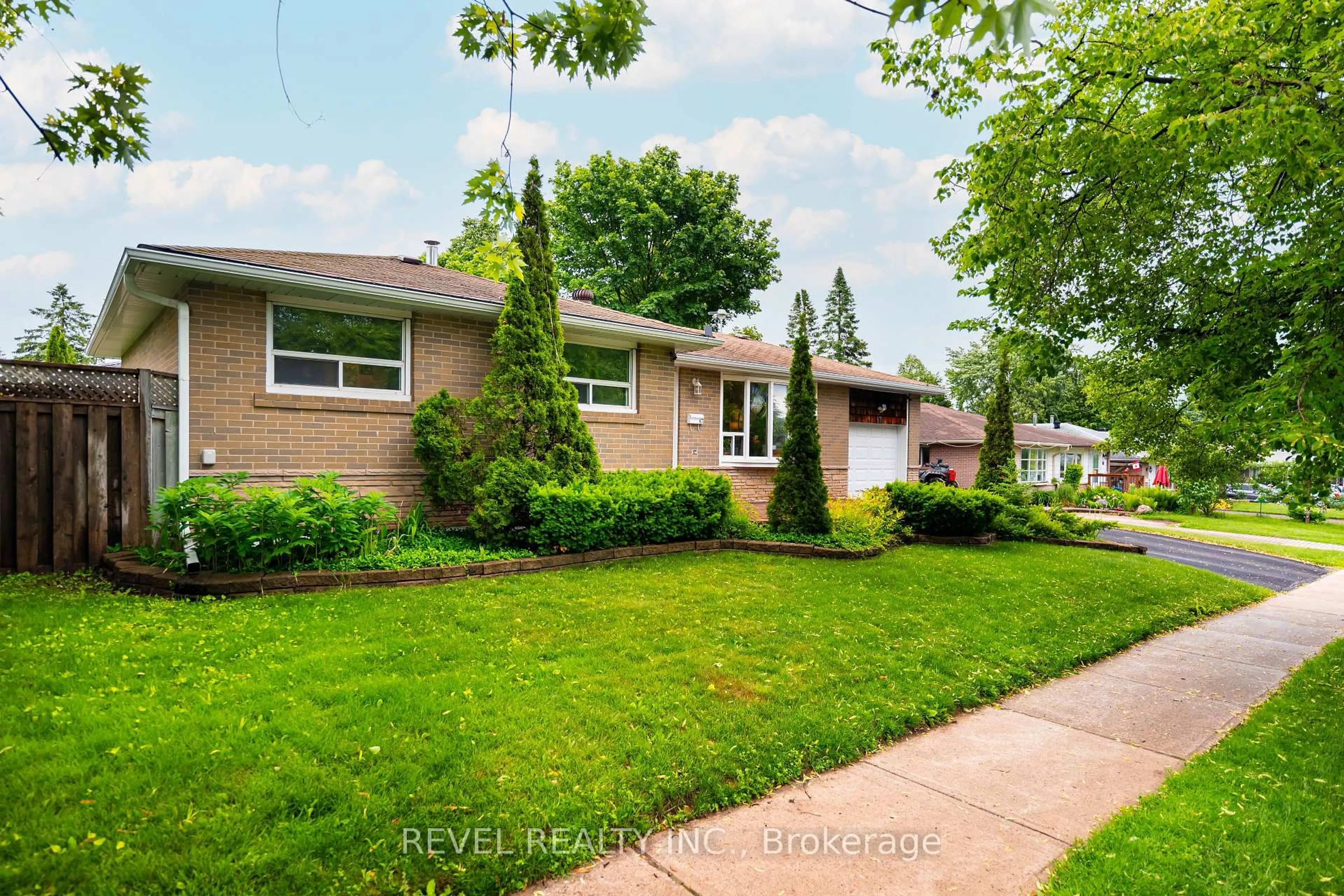 Home with brick exterior material, street for 67 Carlton Dr, Orangeville Ontario L9W 2X8