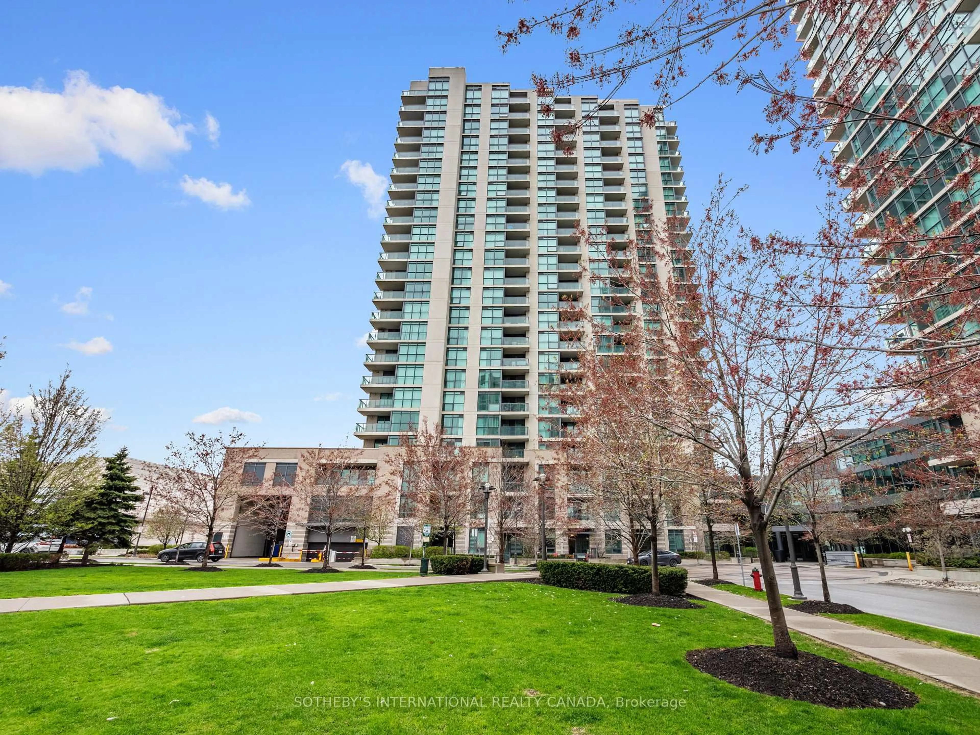 Patio, building for 205 Sherway Gardens Rd #206, Toronto Ontario M9C 0A5