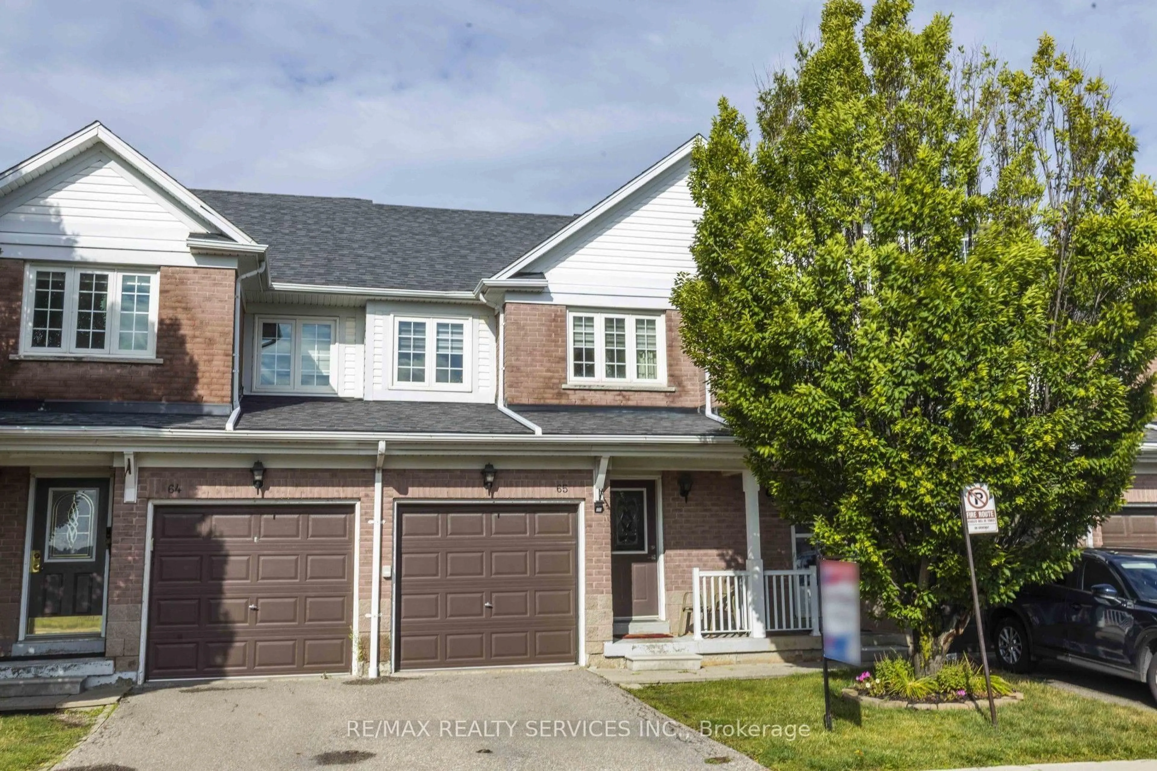 Home with brick exterior material, street for 6830 Meadowvale Town Centre Circ #65, Mississauga Ontario L5N 7T5