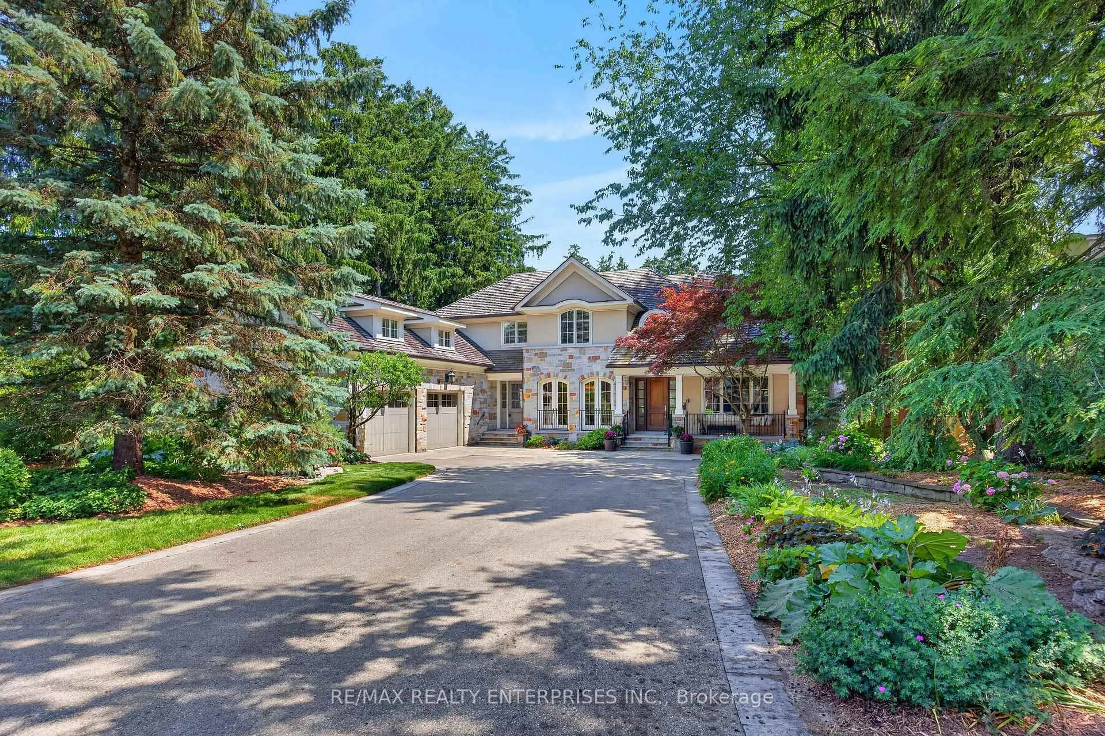 Home with brick exterior material, street for 1396 Crescent Rd, Mississauga Ontario L5H 1P6