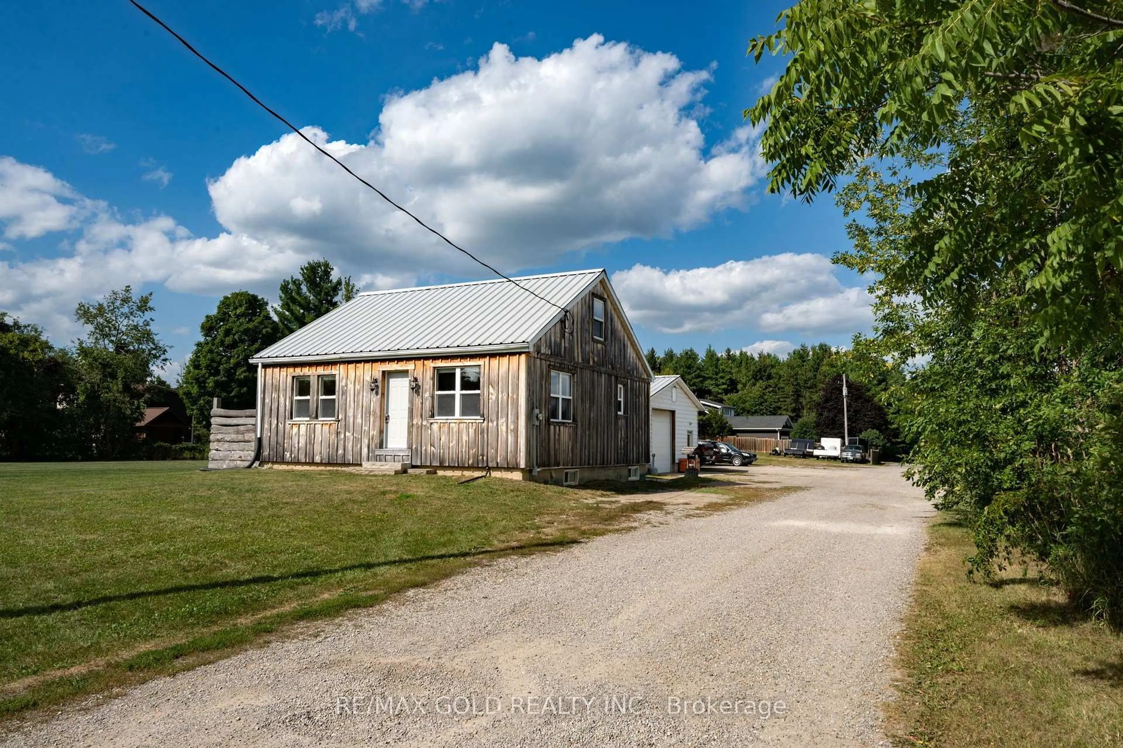 Shed for 13307 Sixth Line, Halton Hills Ontario L0P 1H0