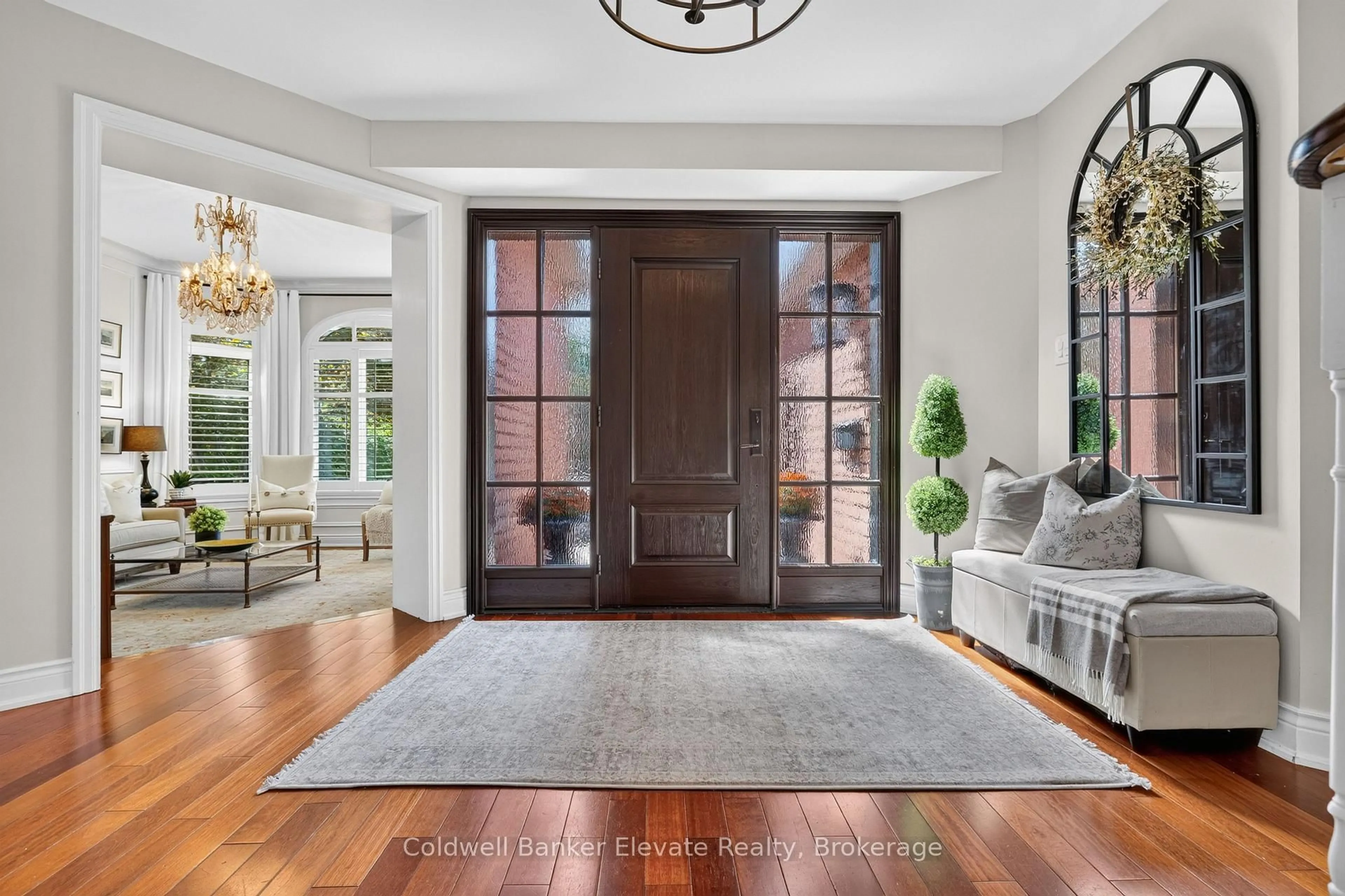 Indoor entryway for 51 Gollop Cres, Halton Hills Ontario L7G 5P2