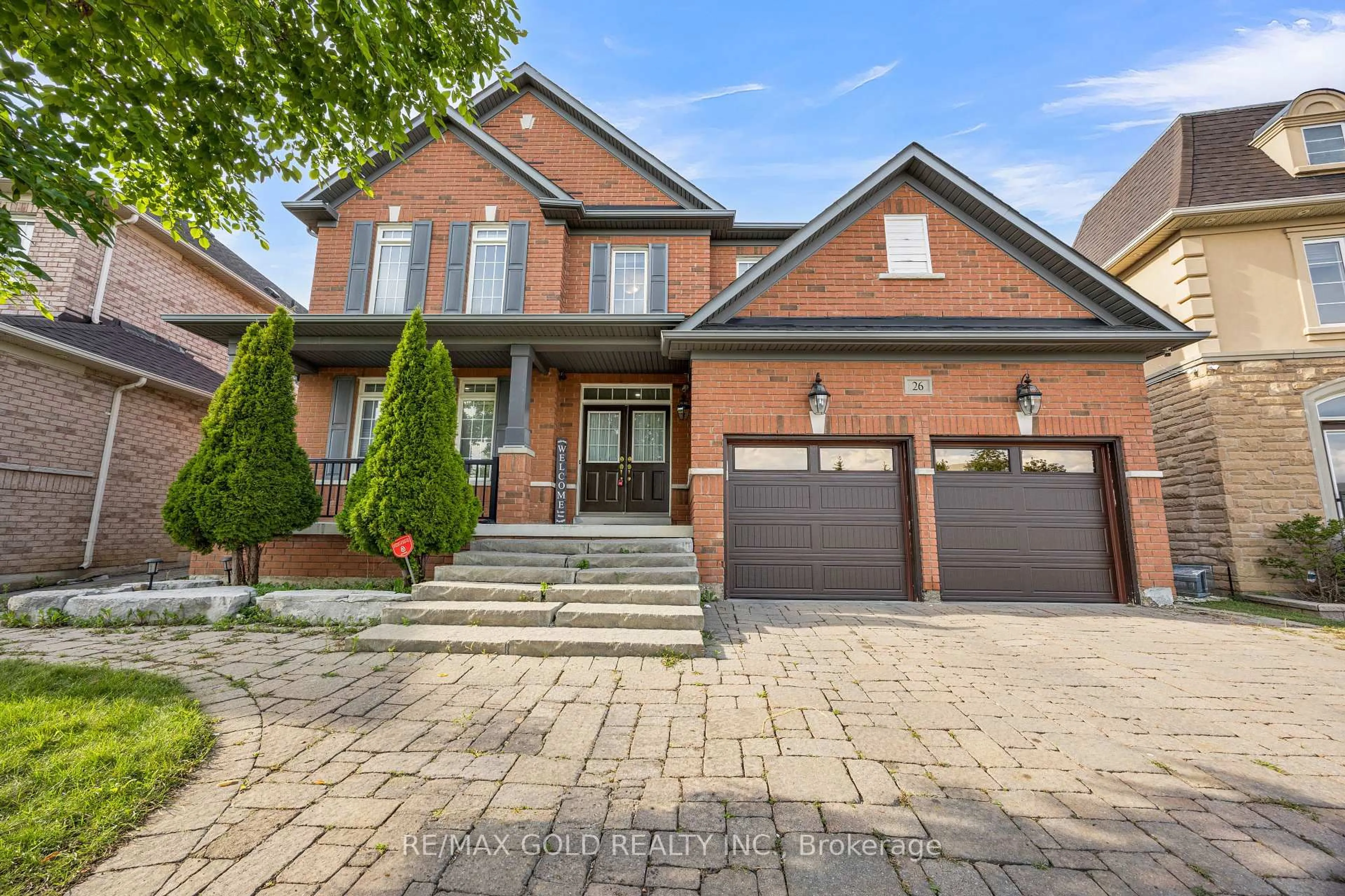 Home with brick exterior material, street for 26 Mount Royal Circ, Brampton Ontario L6P 1Y7