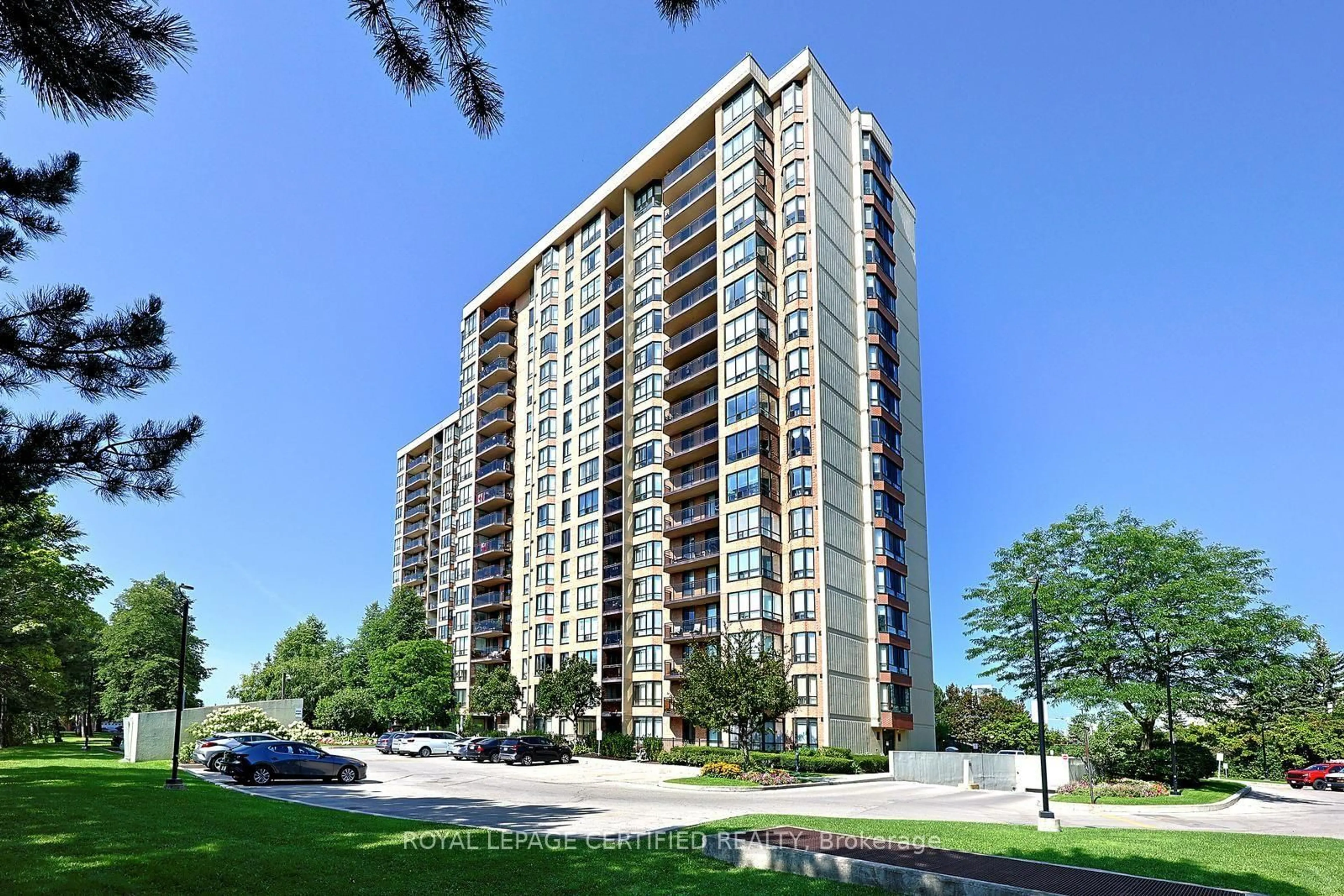 Unknown for 20 Cherrytree Dr #312, Brampton Ontario L6Y 3V1