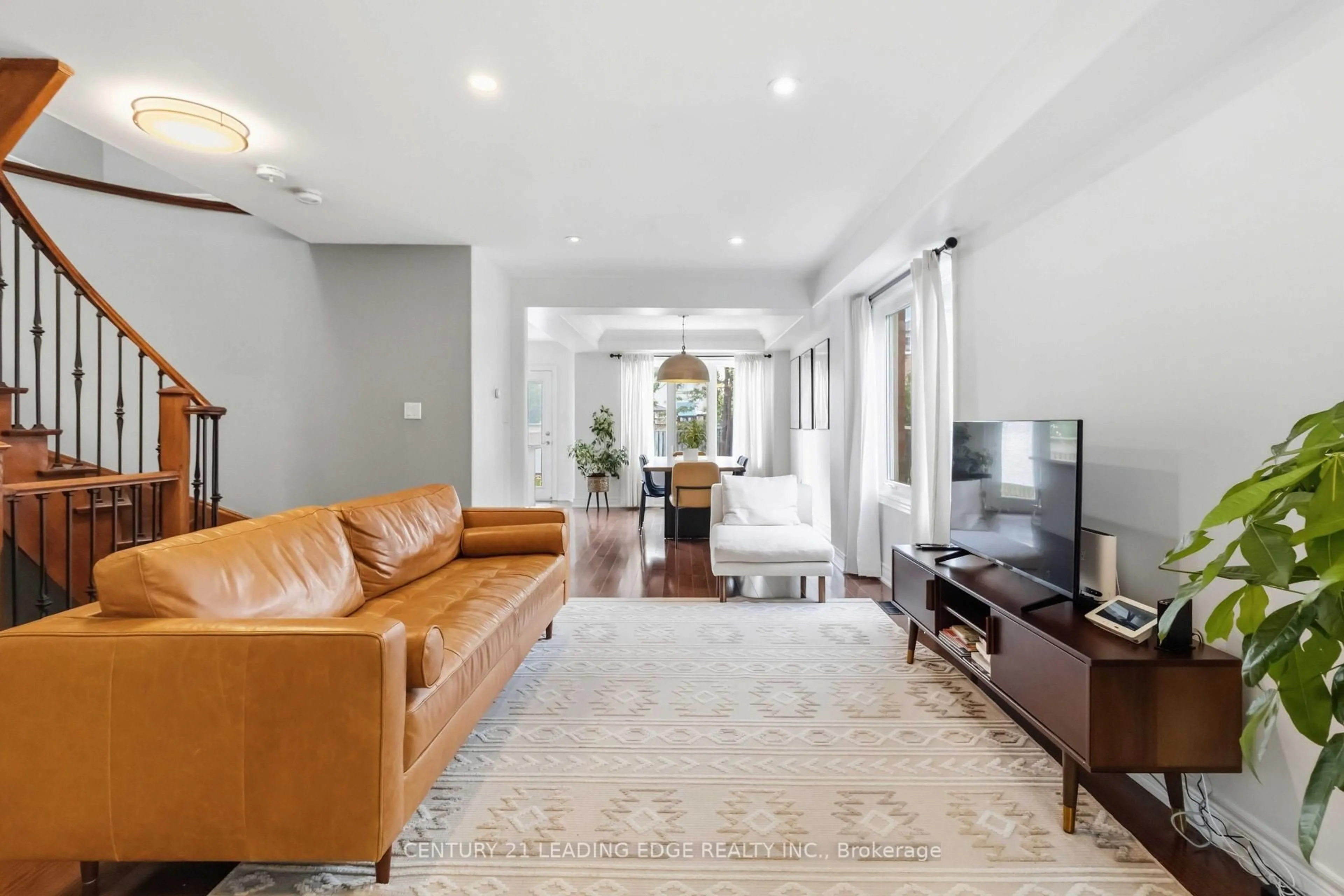 Living room with furniture, unknown for 6 Birchcliffe Dr, Brampton Ontario L6Z 4T3