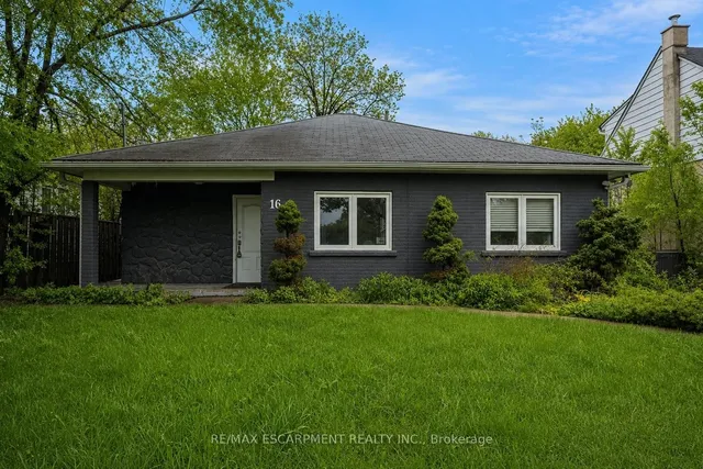 16 Woodward Ave, Brampton 4