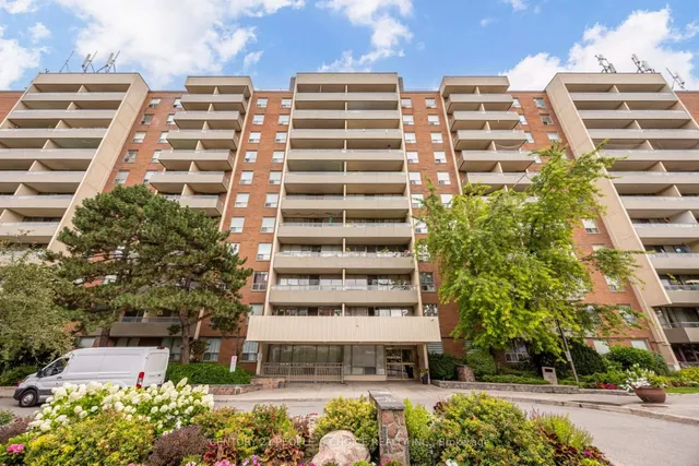 1 Four Winds Dr #207, Toronto 2