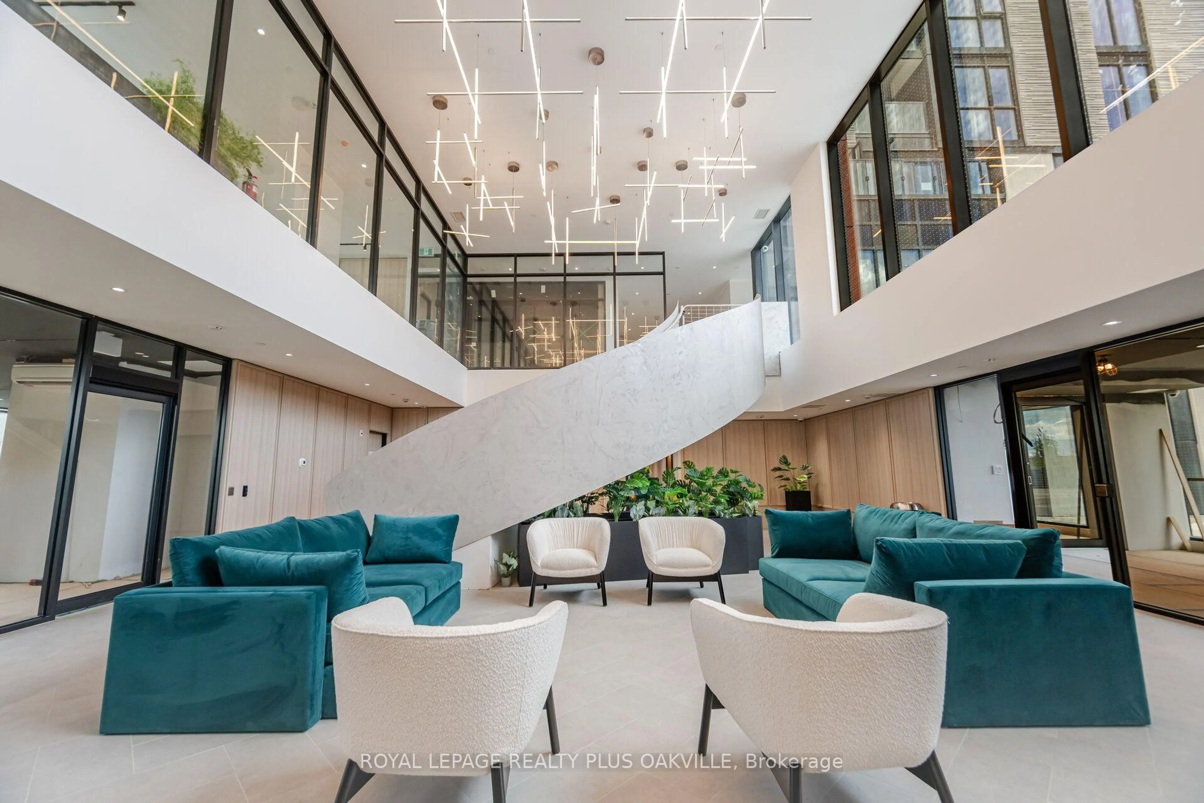 Lobby for 3079 Trafalgar Rd #1509, Oakville Ontario L6H 8C5