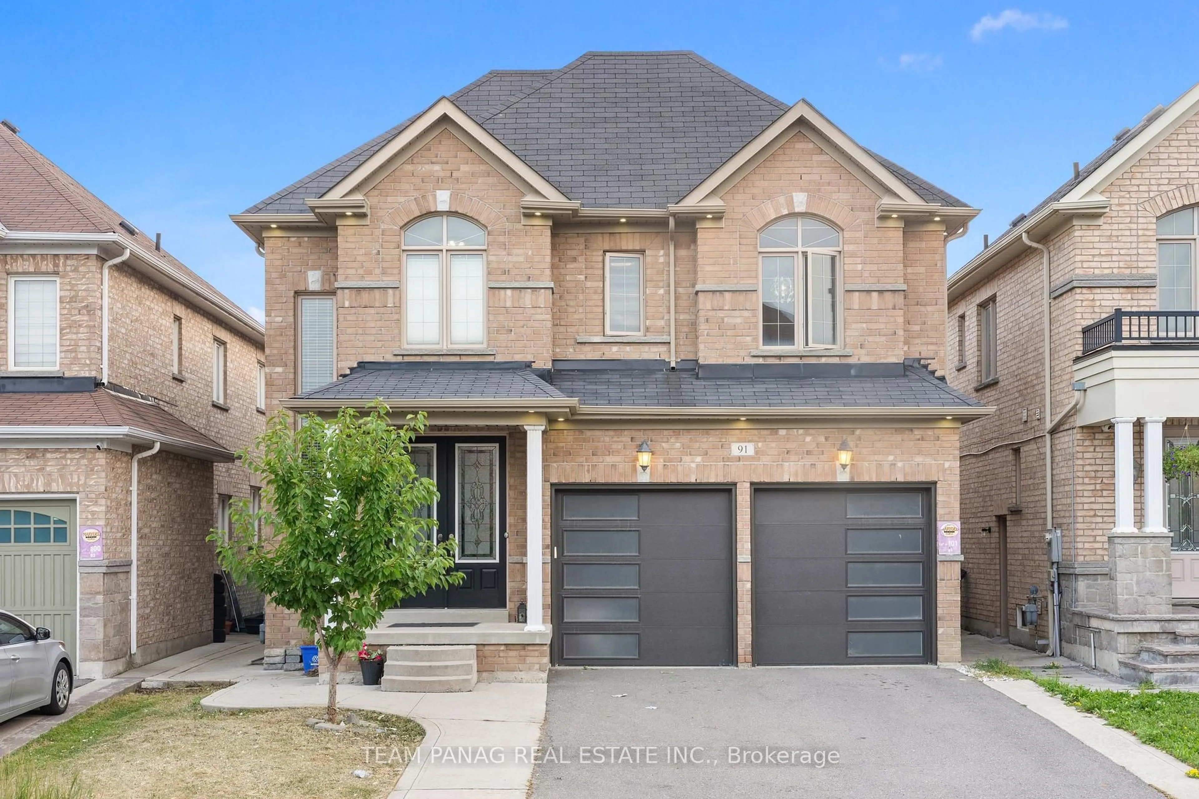 Home with brick exterior material, street for 91 Campwood Cres, Brampton Ontario L6P 3S9