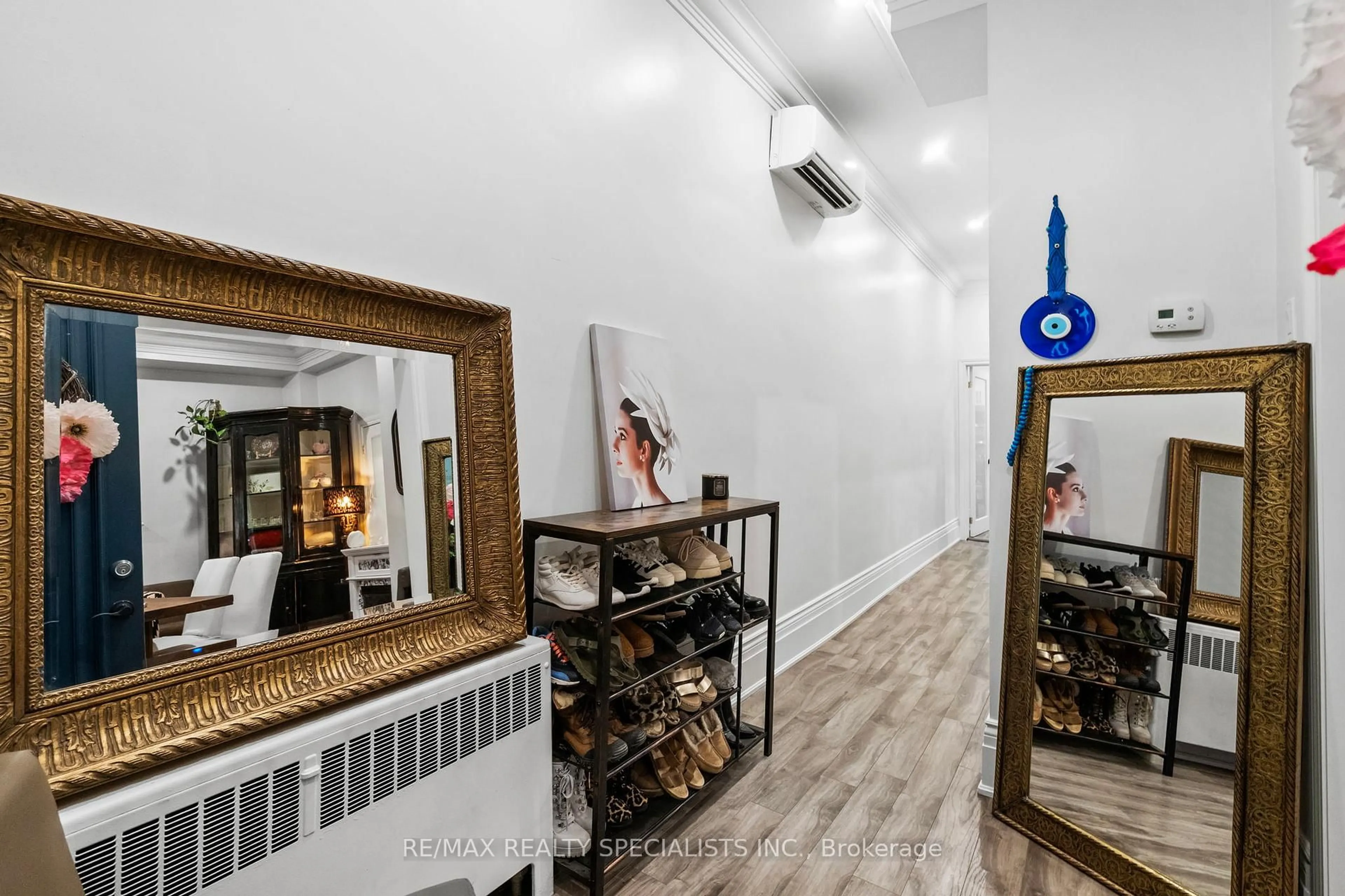 Indoor foyer for 73 Elm Grove Ave, Toronto Ontario M6K 2J2