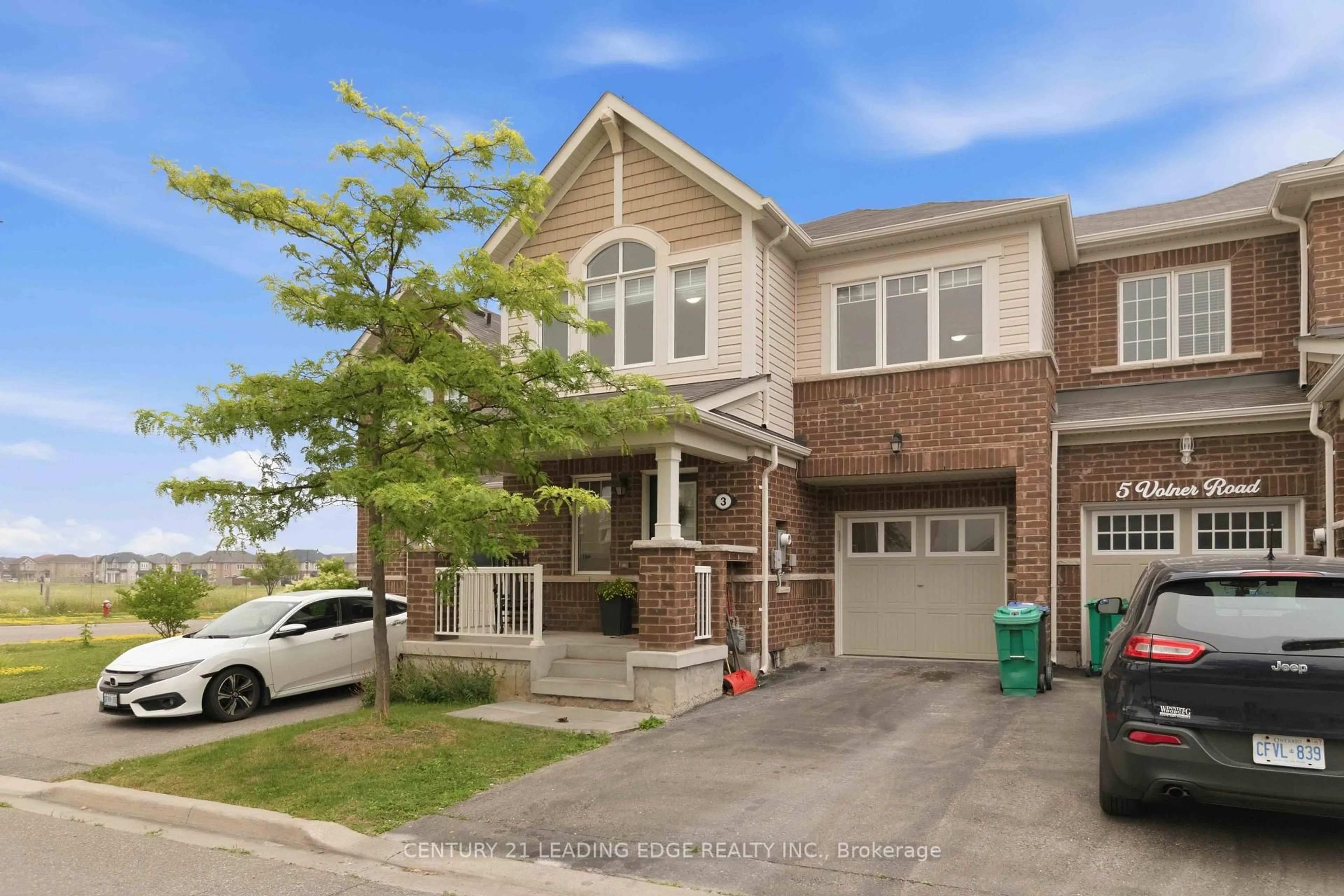 Home with brick exterior material, street for 3 Volner Rd, Brampton Ontario L7A 4P4