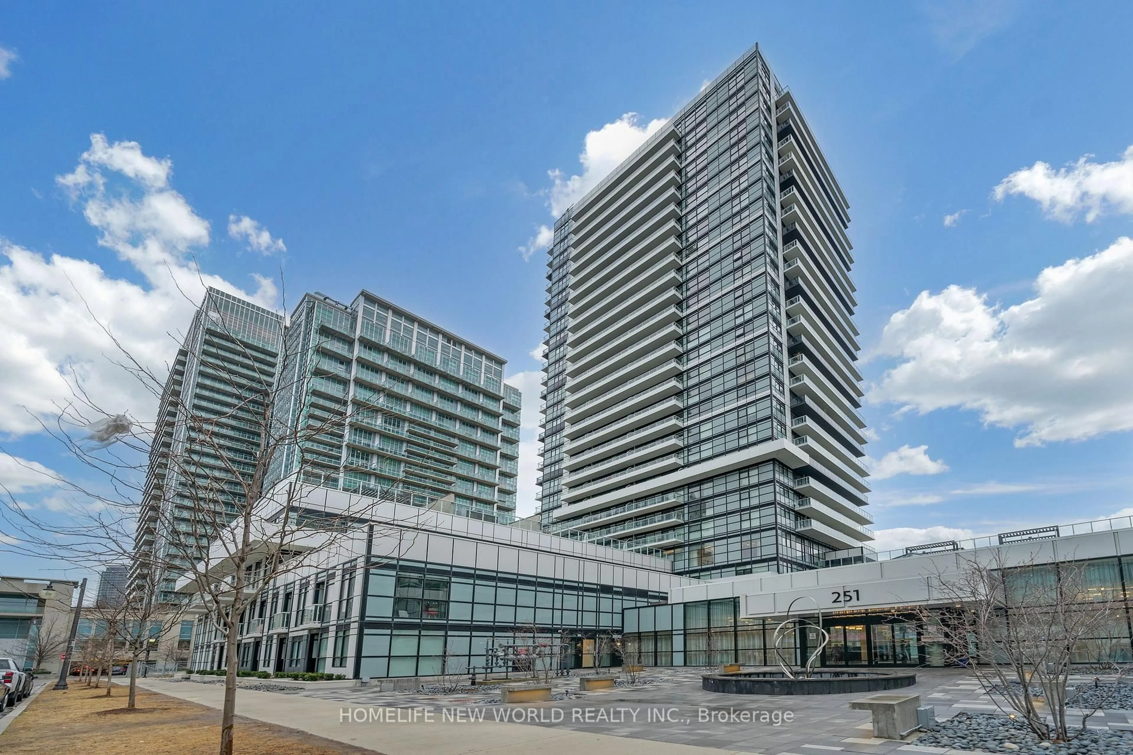 Unknown for 251 Manitoba St #412, Toronto Ontario M8Y 0C7