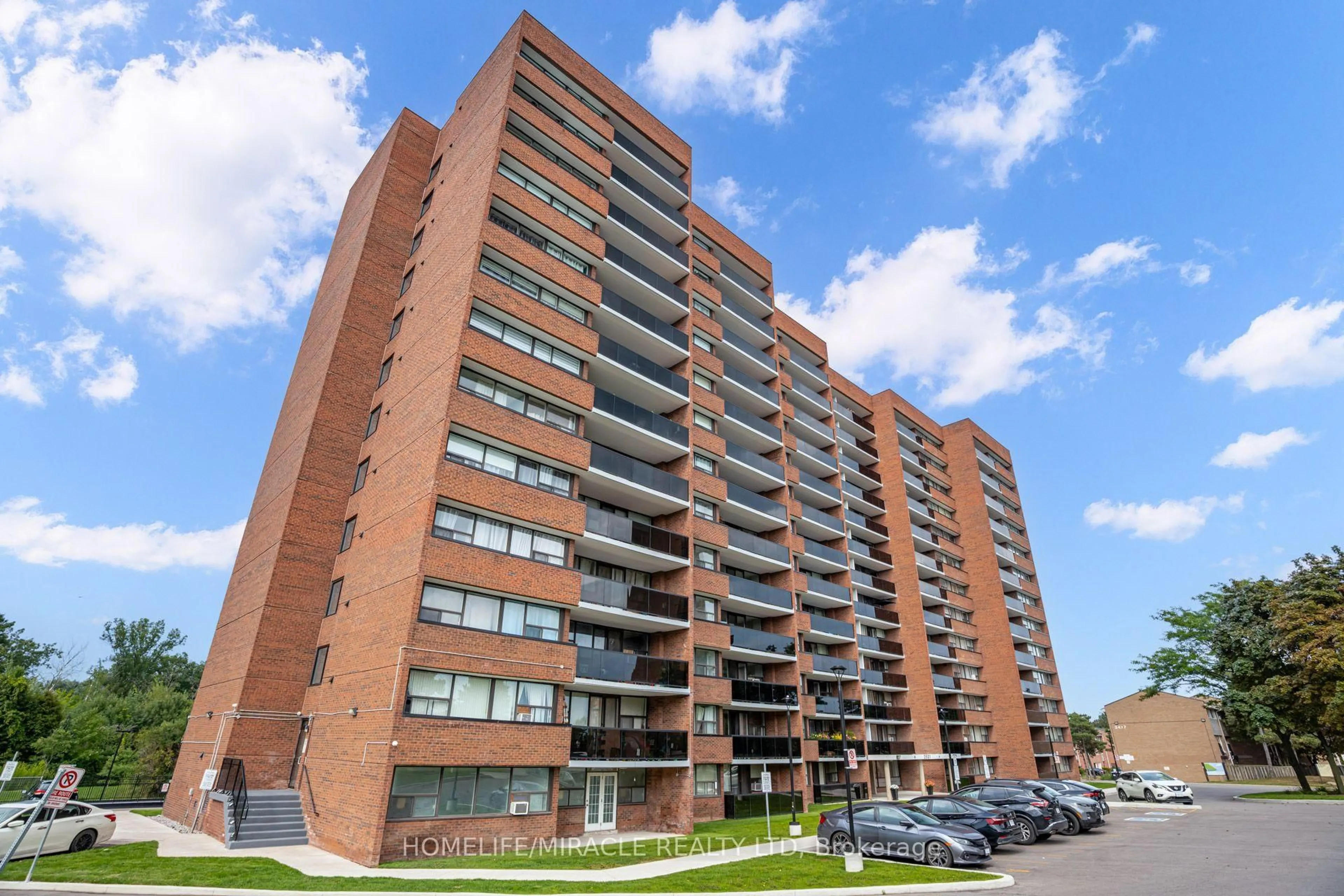 Unknown for 3501 Glen Erin Dr #302, Mississauga Ontario L5L 2E9