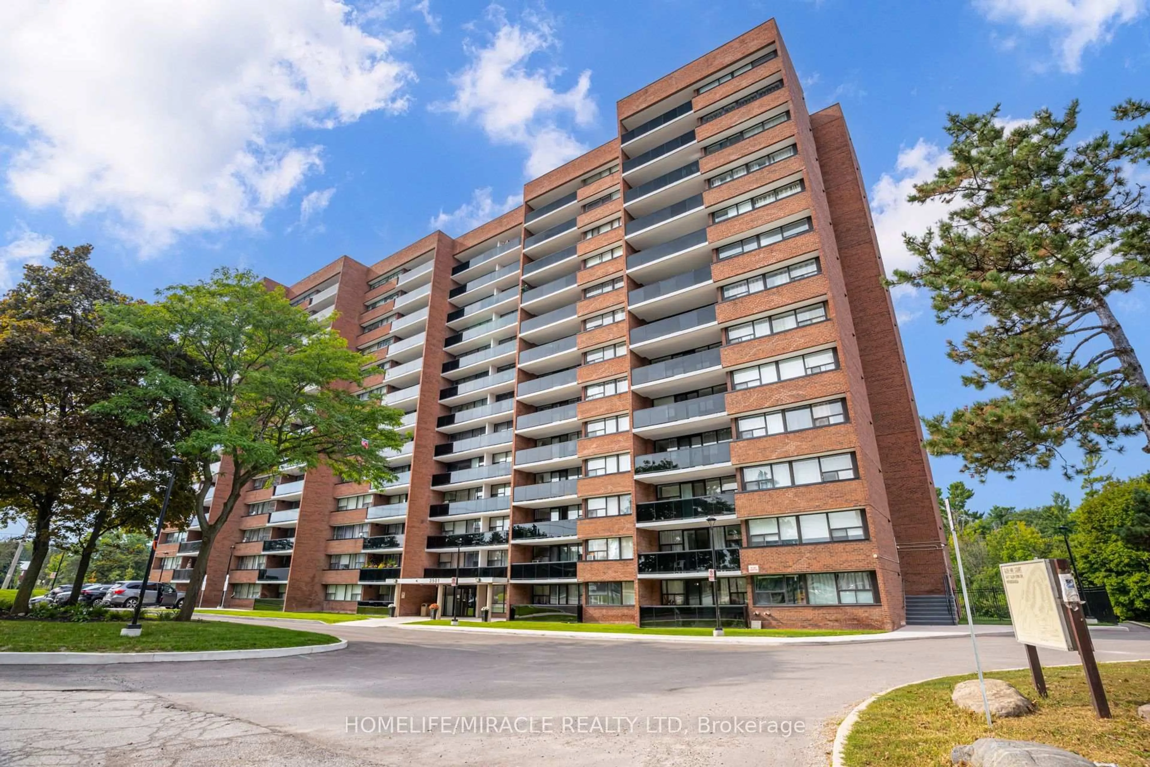 Unknown for 3501 Glen Erin Dr #302, Mississauga Ontario L5L 2E9