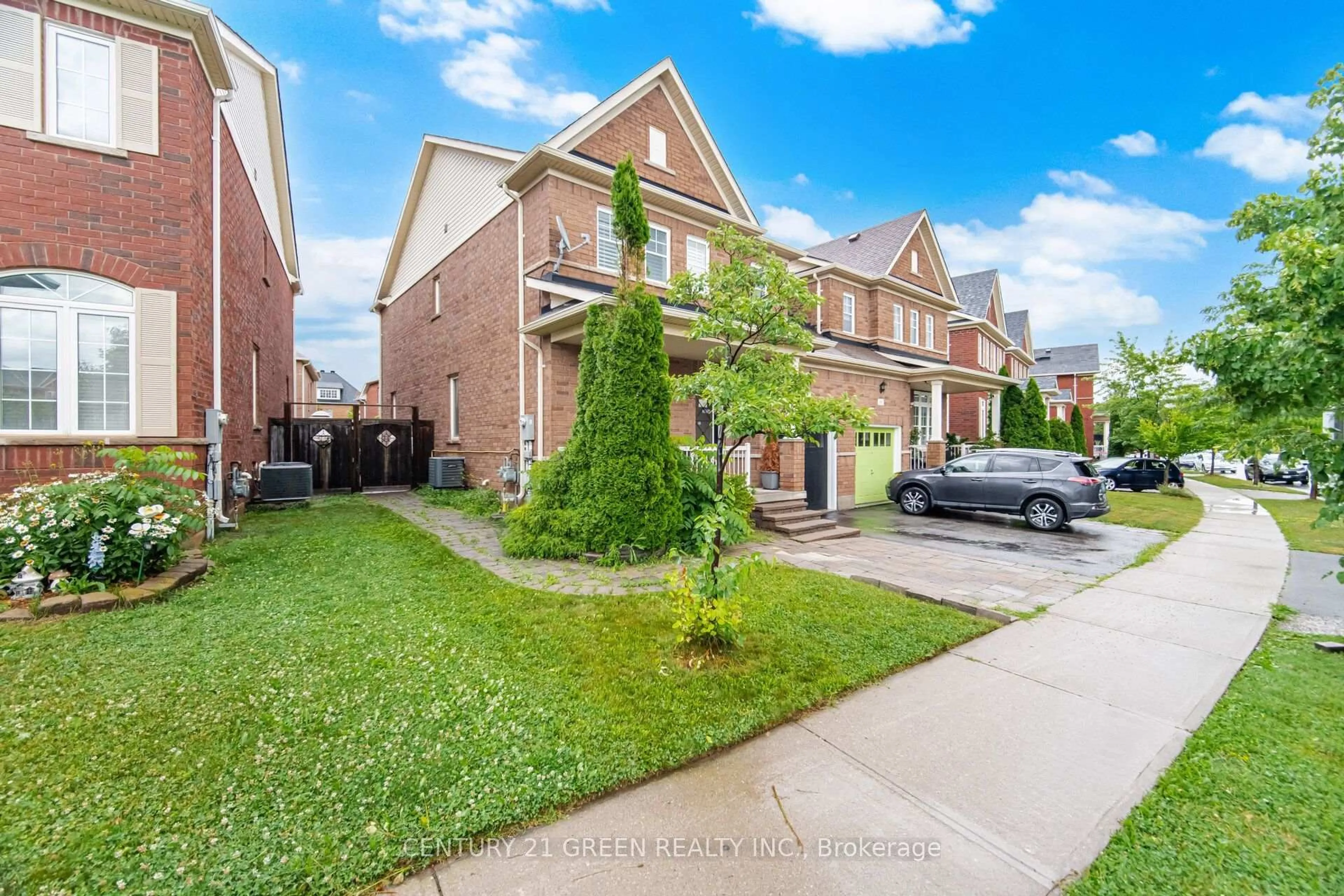Home with brick exterior material, street for 399 Savoline Blvd, Milton Ontario L9T 7Y2