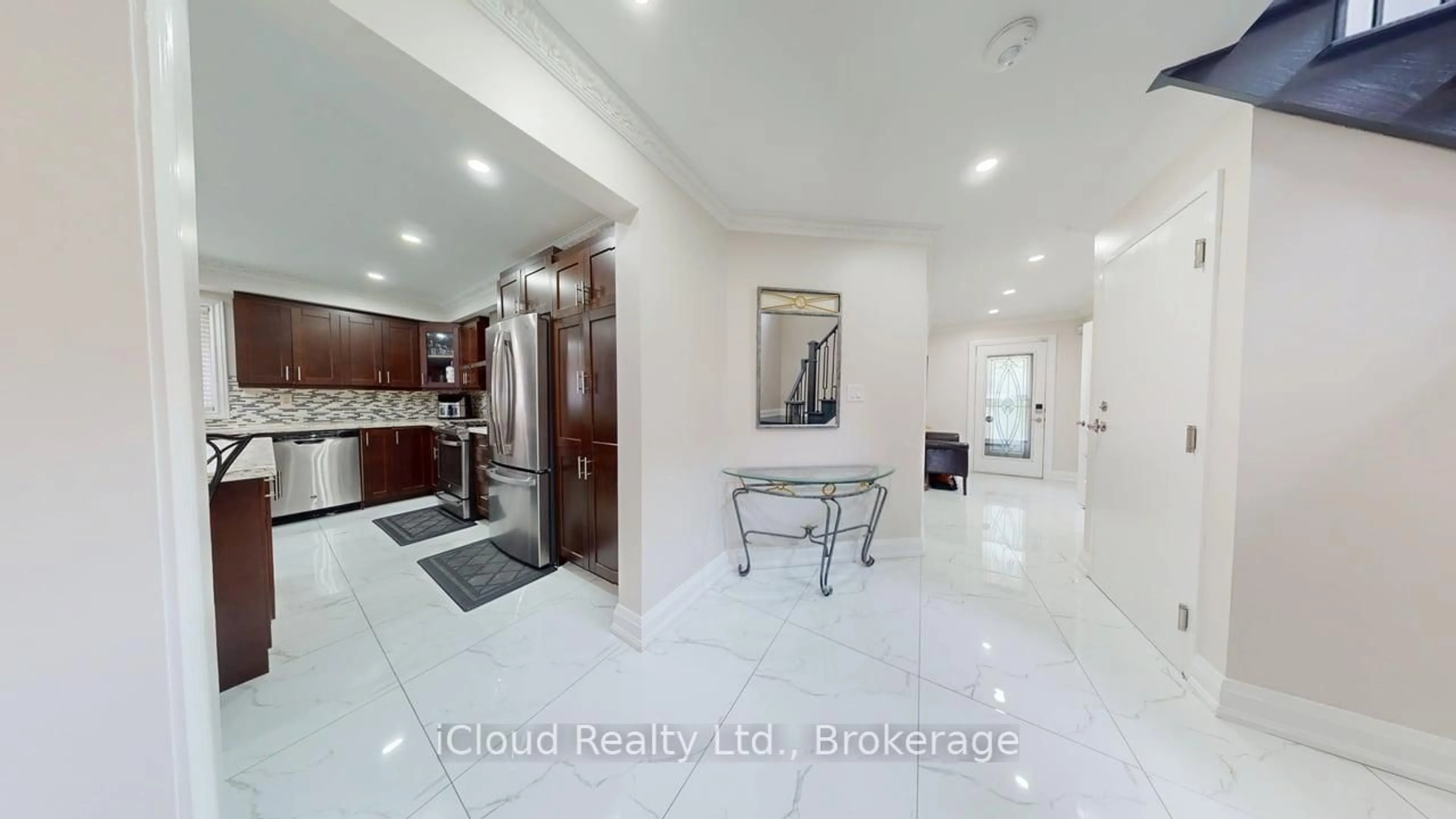 Unknown for 71 Tufton Cres, Brampton Ontario L7A 3J2