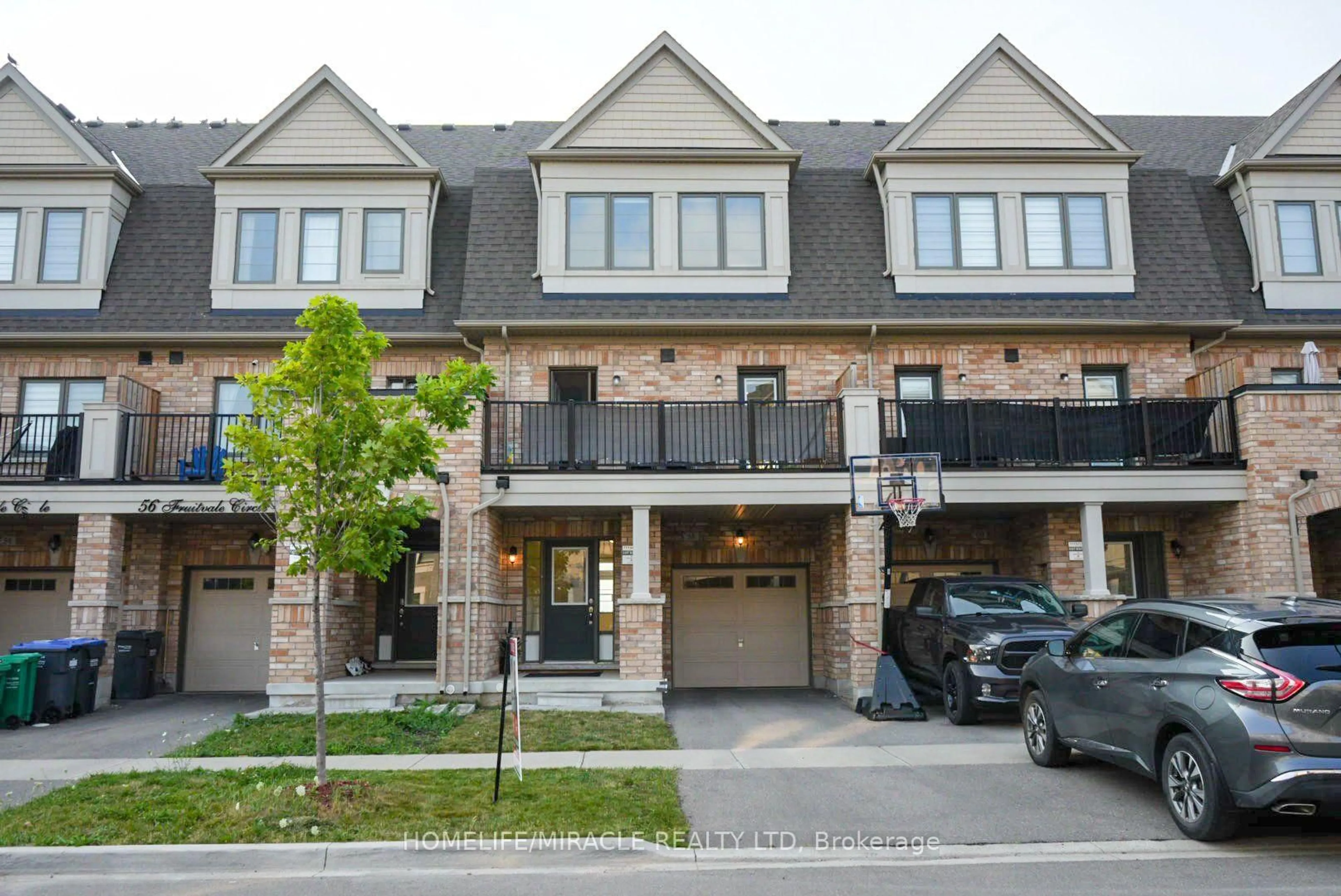Home with brick exterior material, street for 58 Fruitvale Circ, Brampton Ontario L7A 5B8