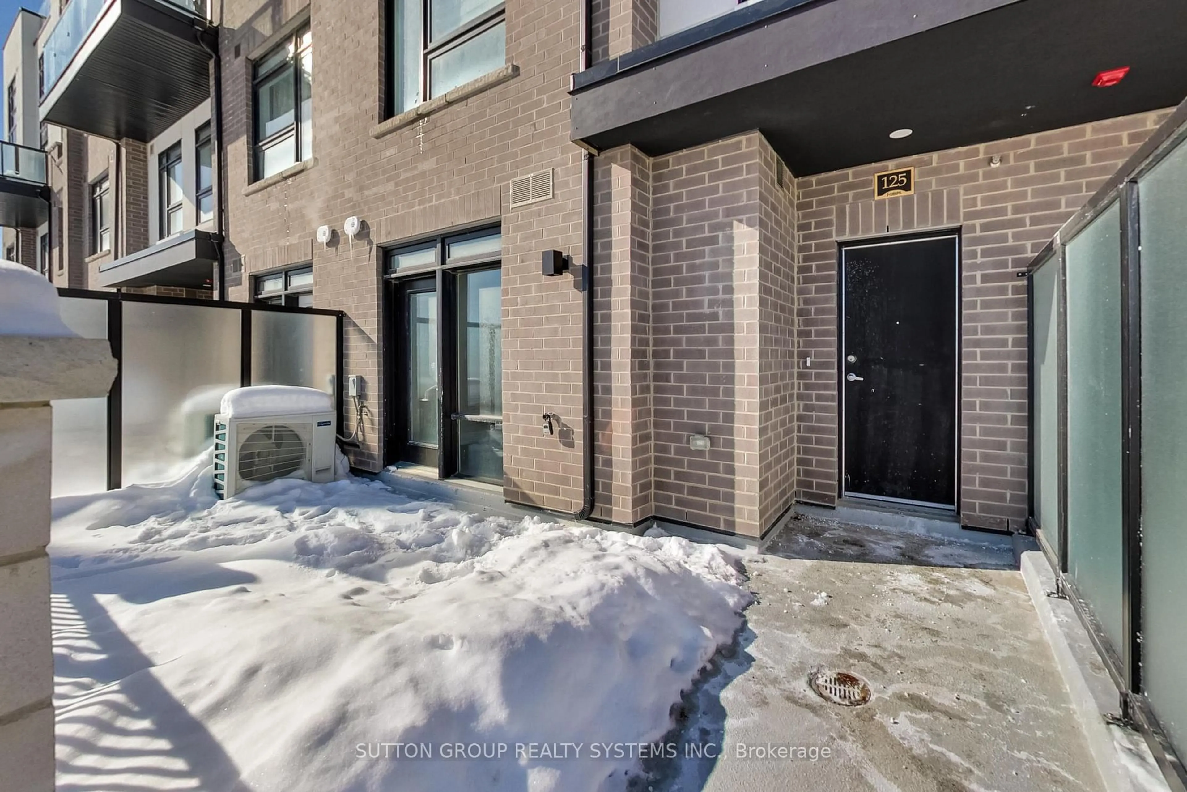 Unknown for 1585 Rose Way #125, Milton Ontario L9E 0J2