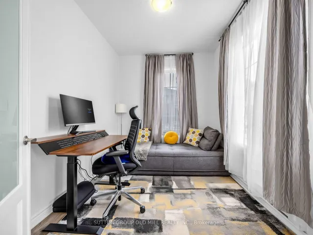 1537 Moira Cres, Milton 5