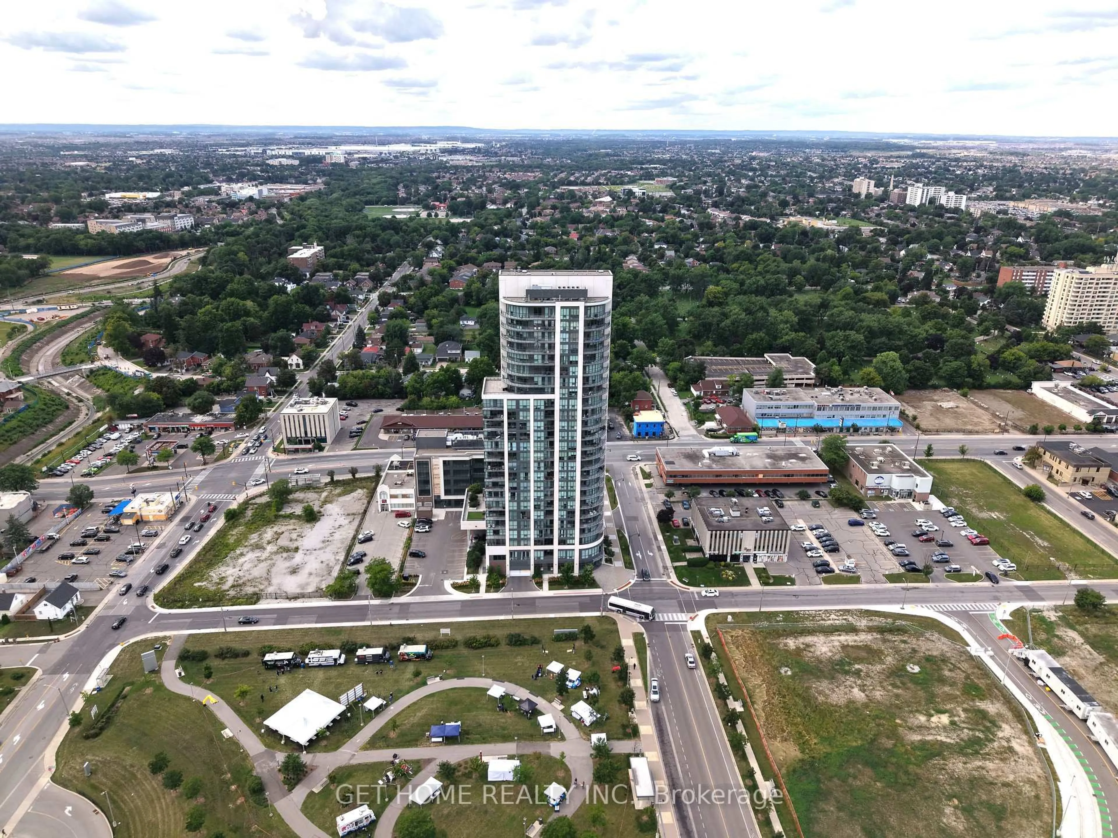 A pic from outside/outdoor area/front of a property/back of a property/a pic from drone, city buildings view from balcony for 15 Lynch St #2104, Brampton Ontario L6W 2Z8