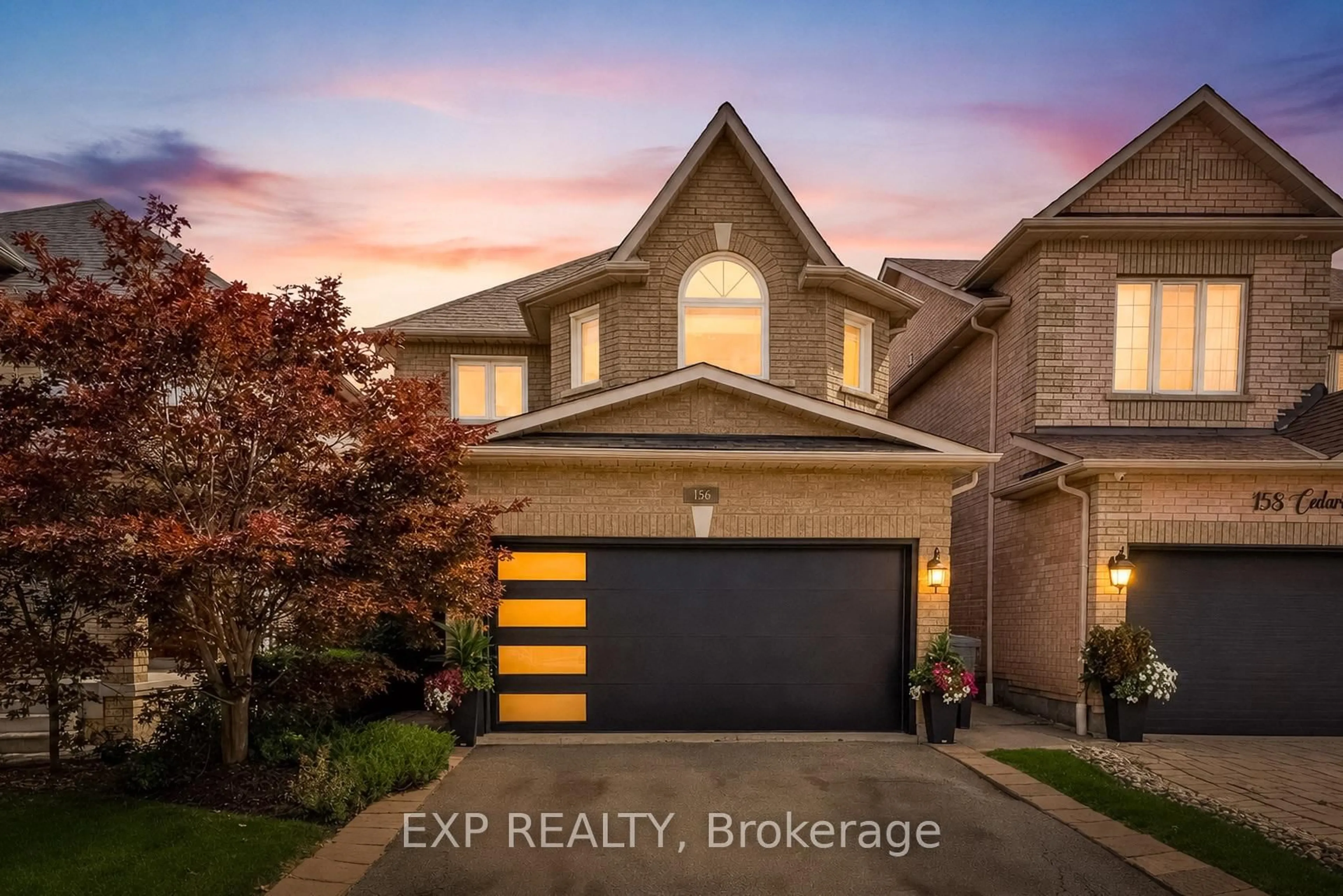 Home with brick exterior material, street for 156 Cedargrove Rd, Caledon Ontario L7E 2X6