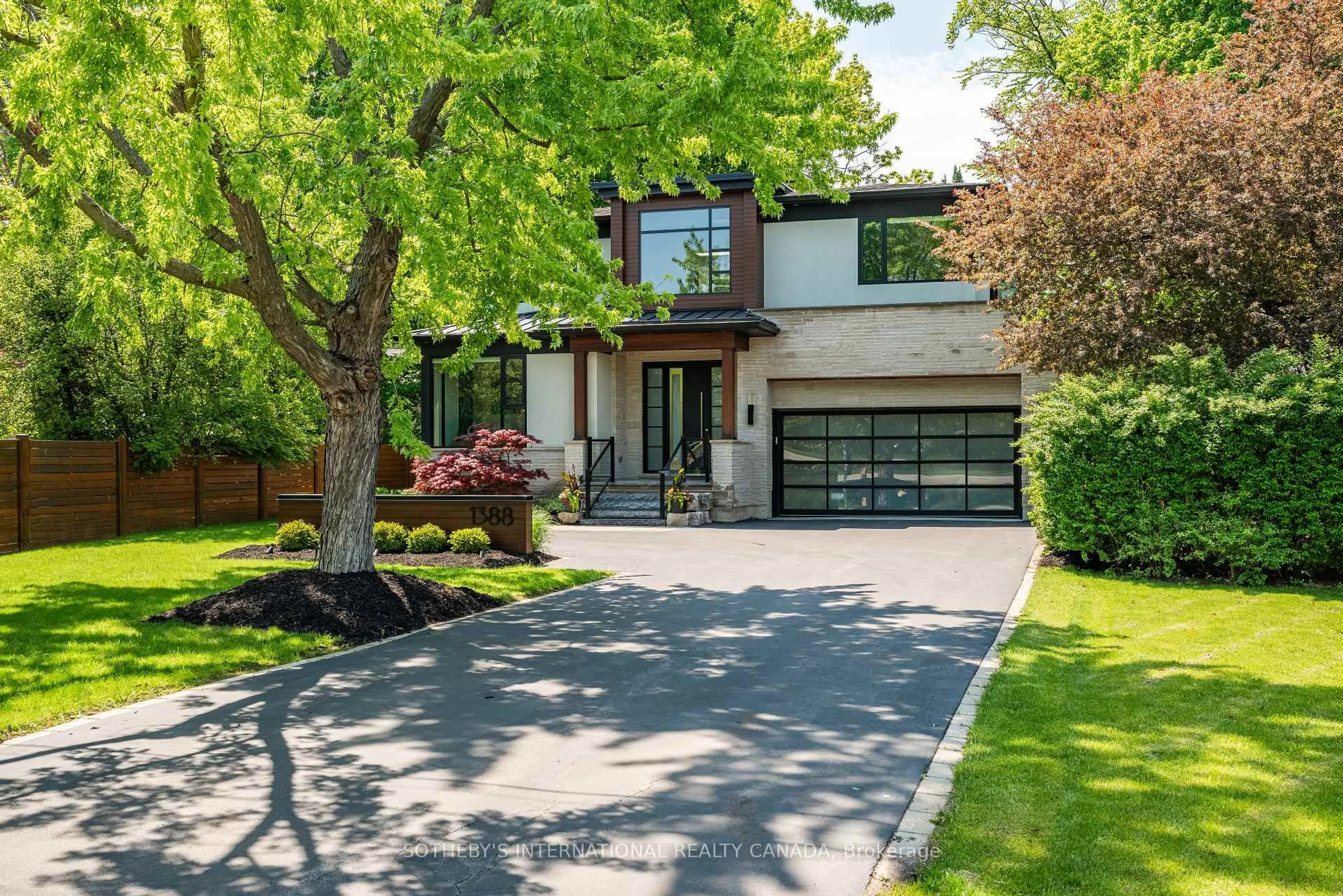 Home with brick exterior material, street for 1388 Acton Cres, Oakville Ontario L6J 2S5