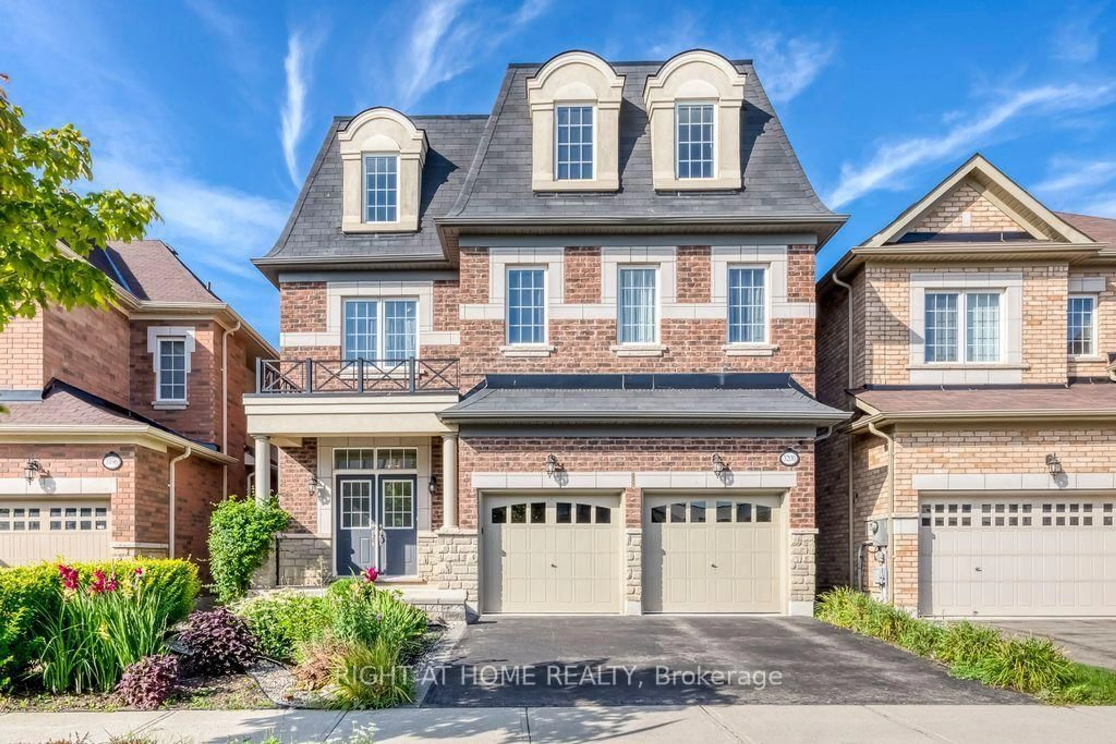 Home with brick exterior material, street for 3200 Ernest Appelbe Blvd, Oakville Ontario L6H 0N7