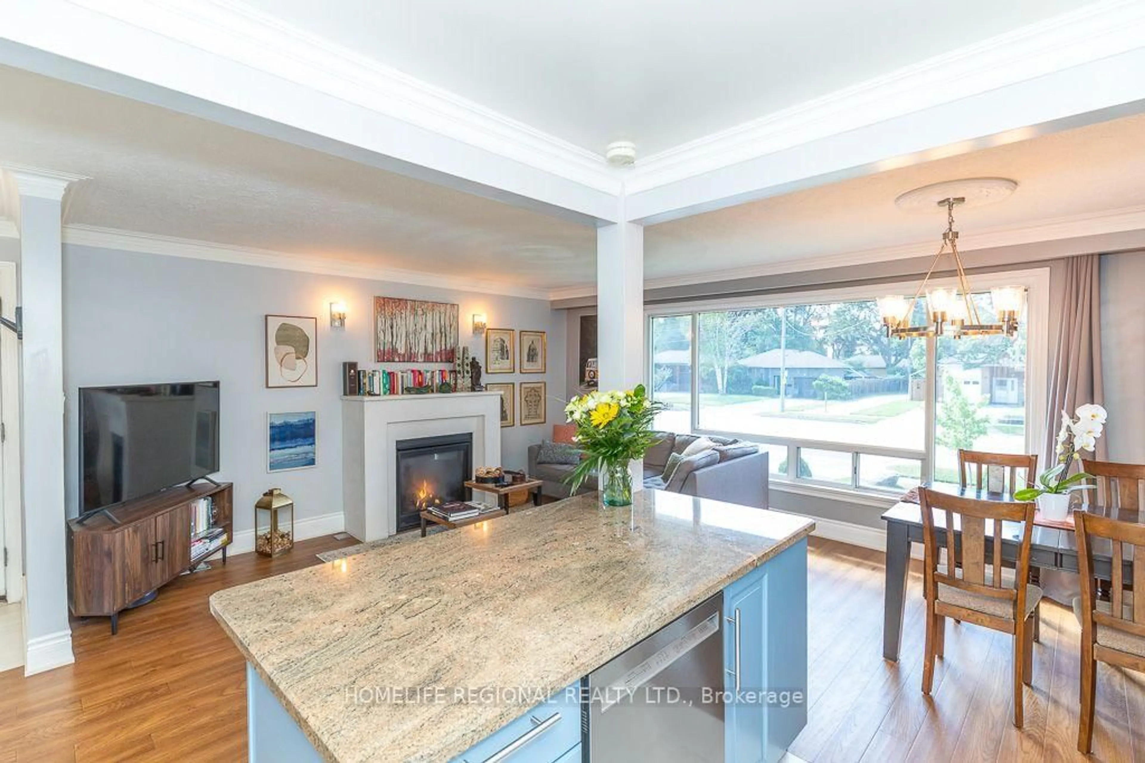 Open concept kitchen, unknown for 128 The Westway, Toronto Ontario M9P 2B9