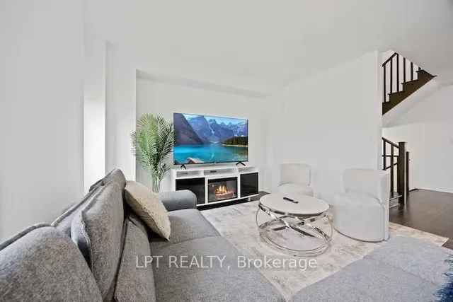 341 Remembrance Rd, Brampton 4