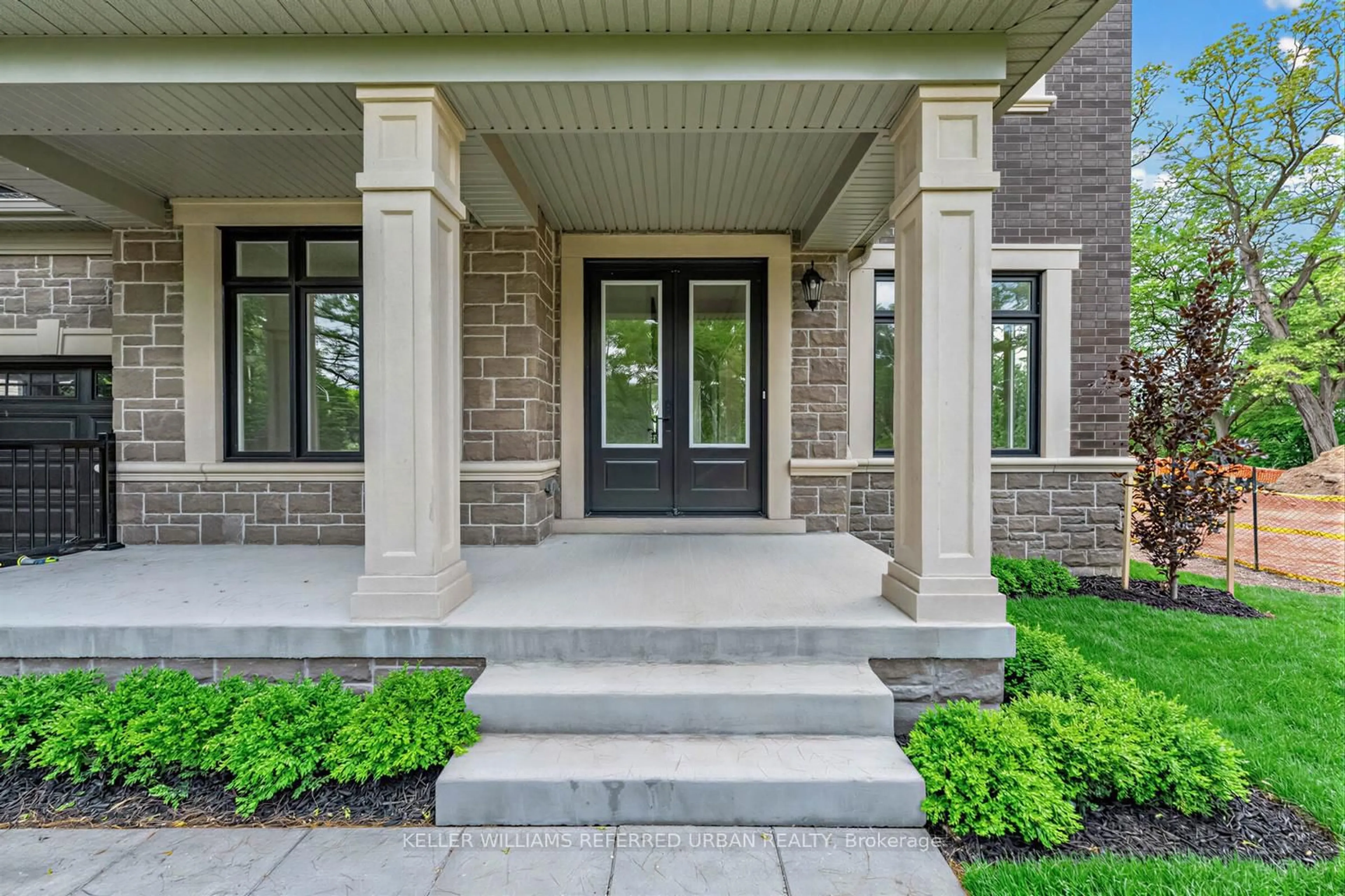Unknown for 1429 Dundas Cres, Mississauga Ontario L5C 1E8