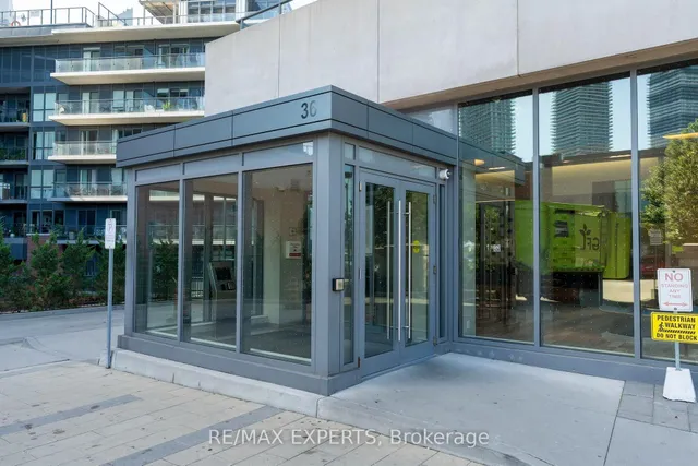 36 Park Lawn Rd #1905, Toronto 3