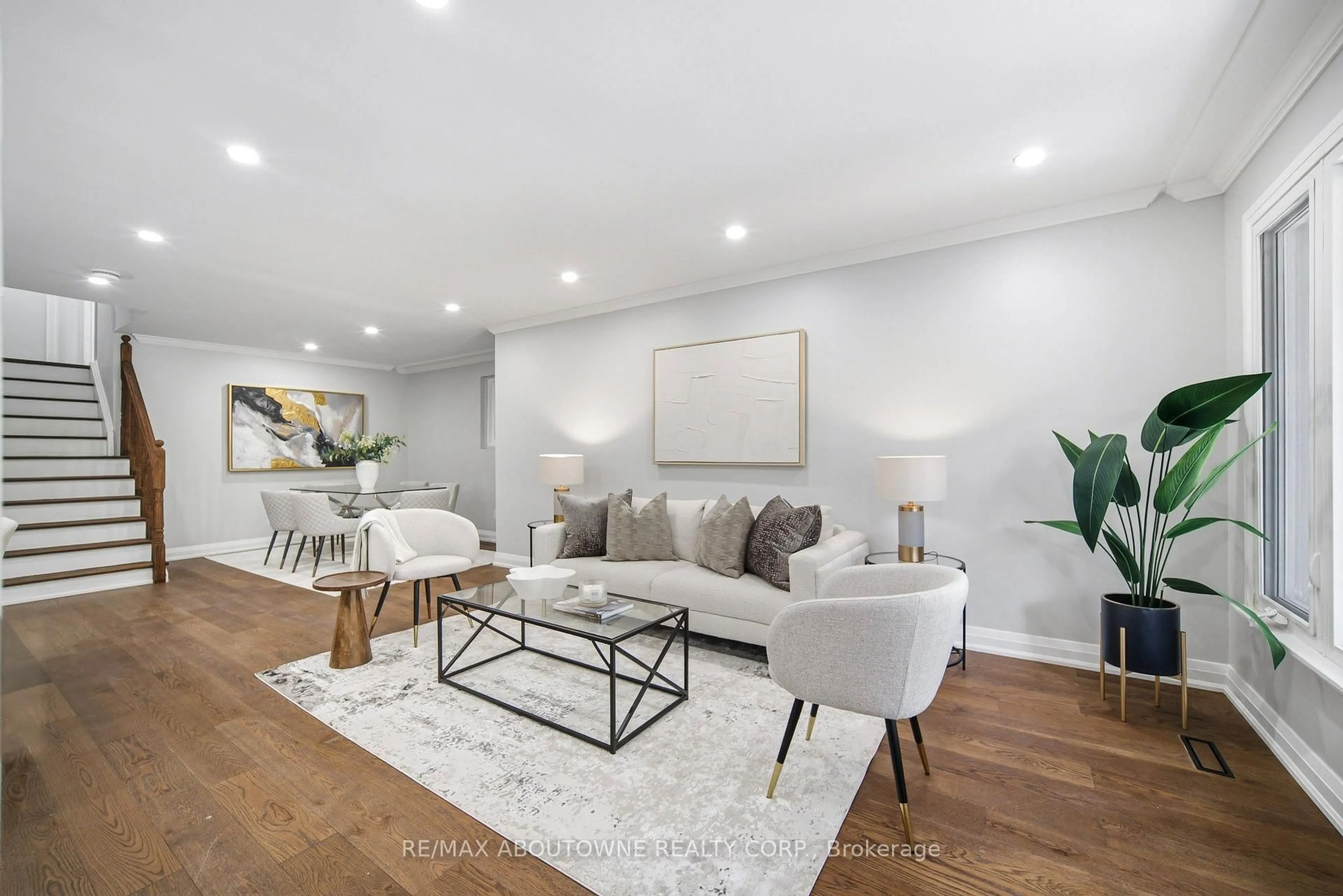 Living room with furniture, unknown for 2144 Rebecca St, Oakville Ontario L6L 2A5