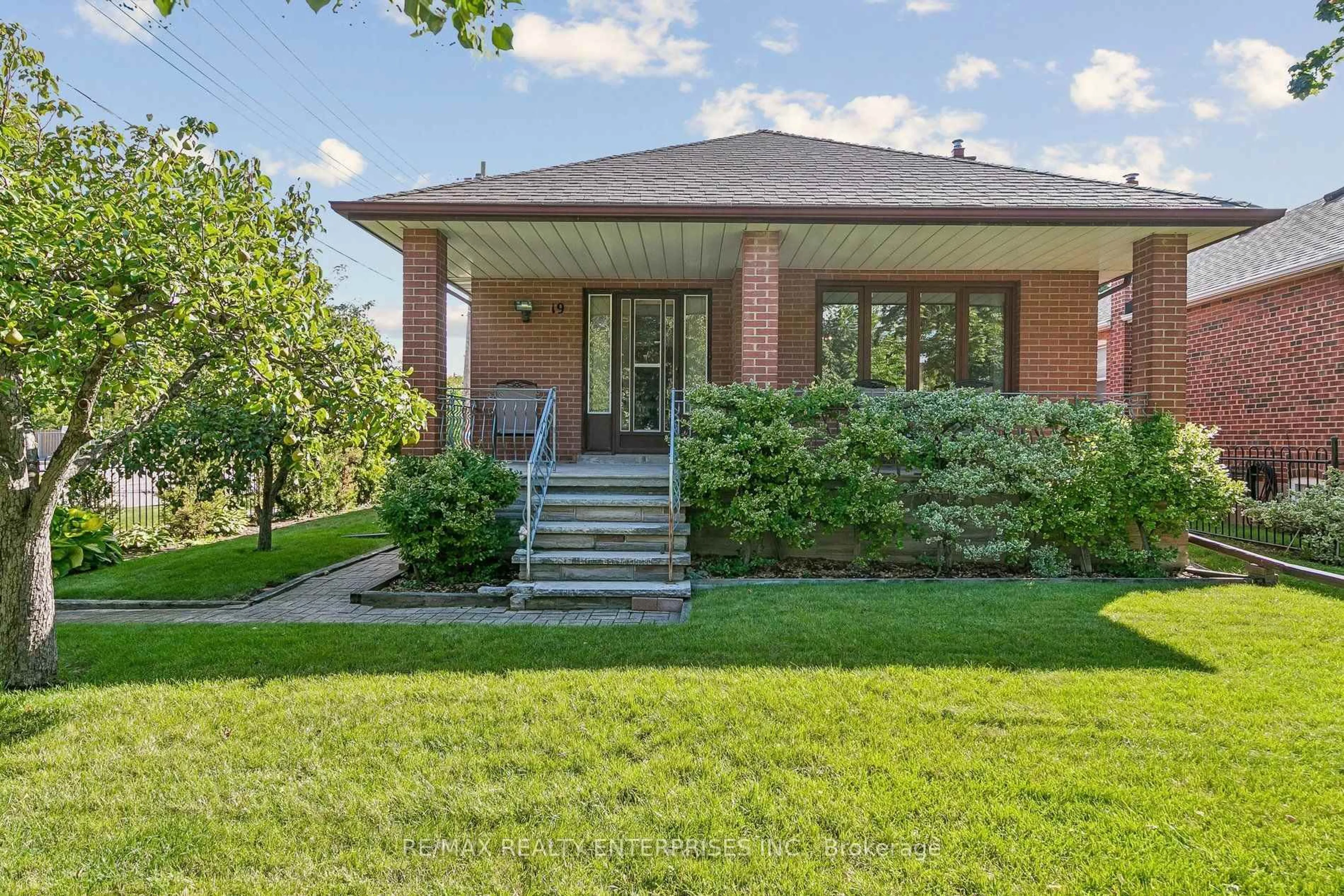 Home with brick exterior material, street for 19 Coules Crt, Toronto Ontario M8W 2N8