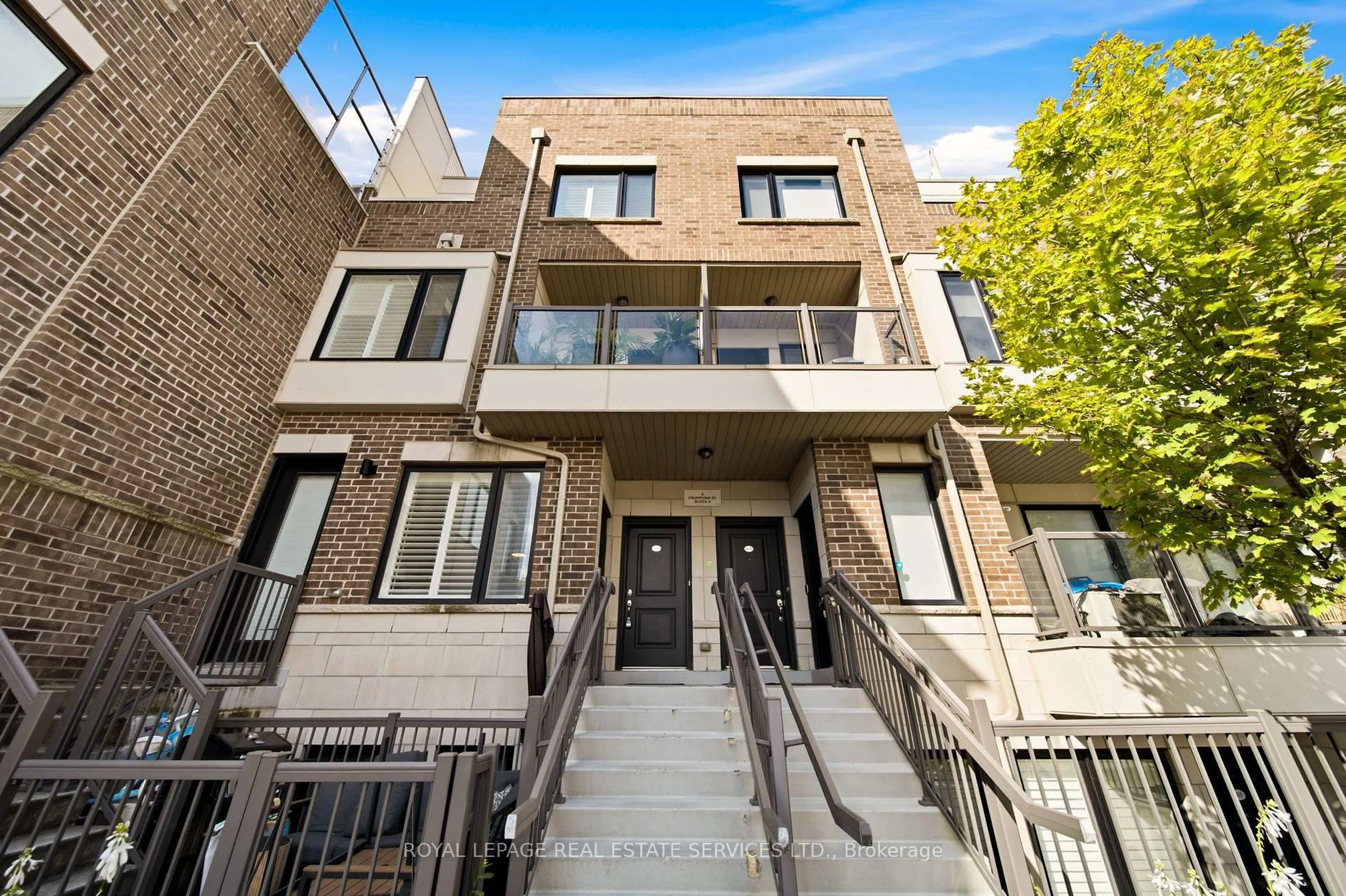 Unknown for 8 Drummond St #402, Toronto Ontario M8V 1Y8