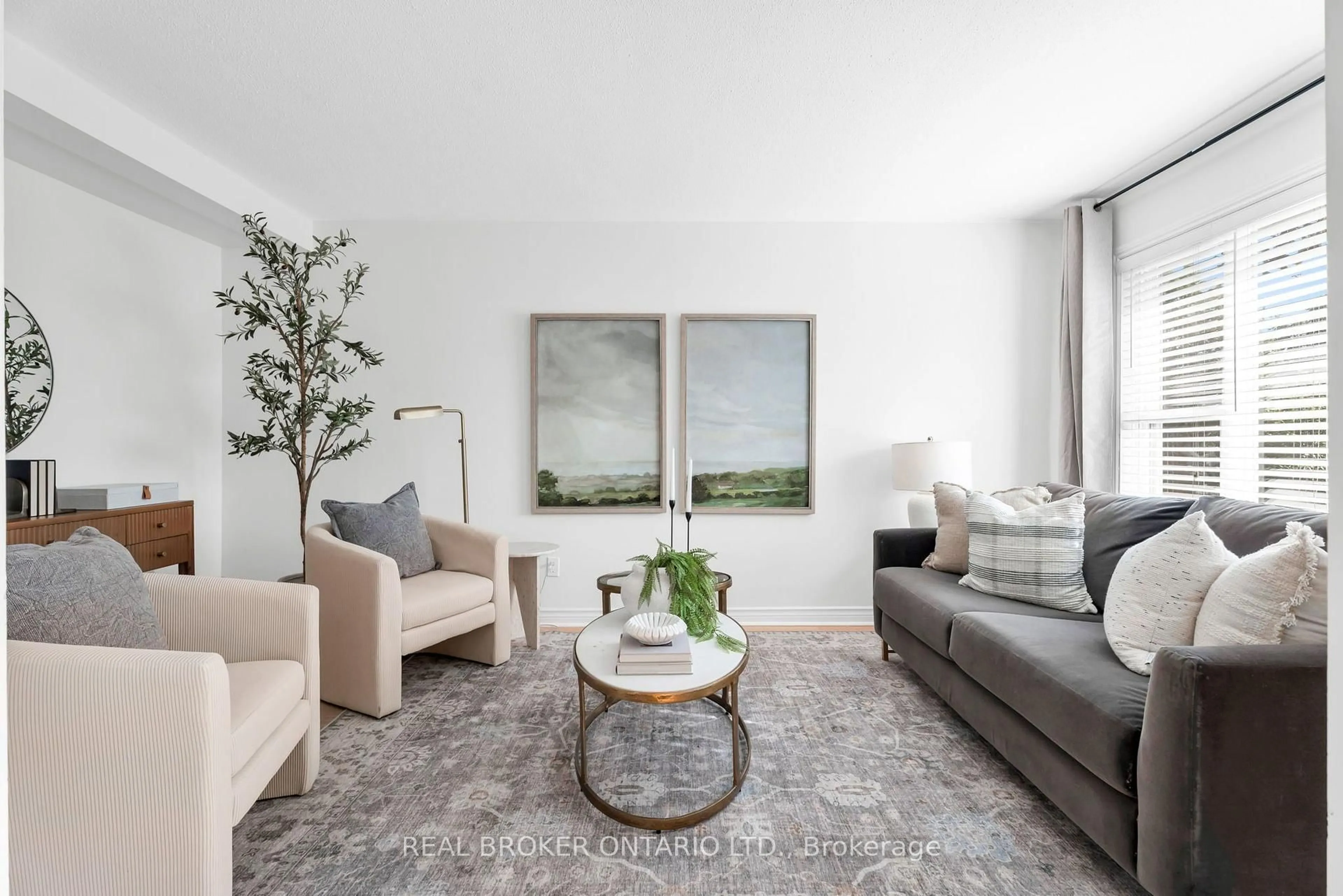Living room with furniture, unknown for 845 Cabot Tr, Milton Ontario L9T 3S7