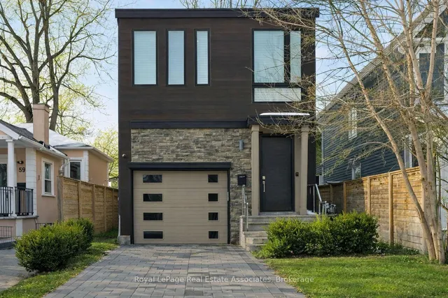63 Troy St, Mississauga 3