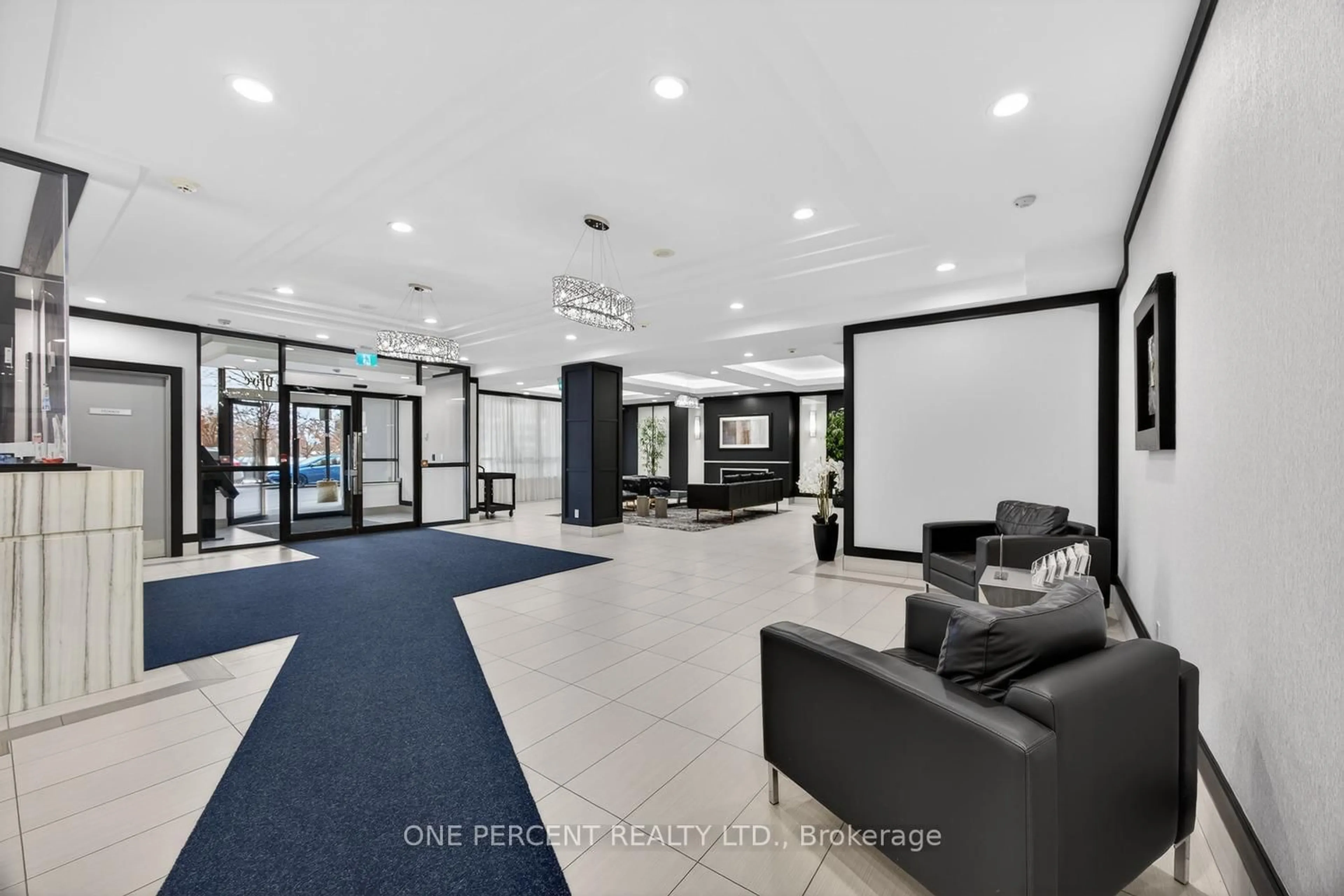 Indoor foyer for 55 De Boers Dr #Ph11, Toronto Ontario M3J 0G5