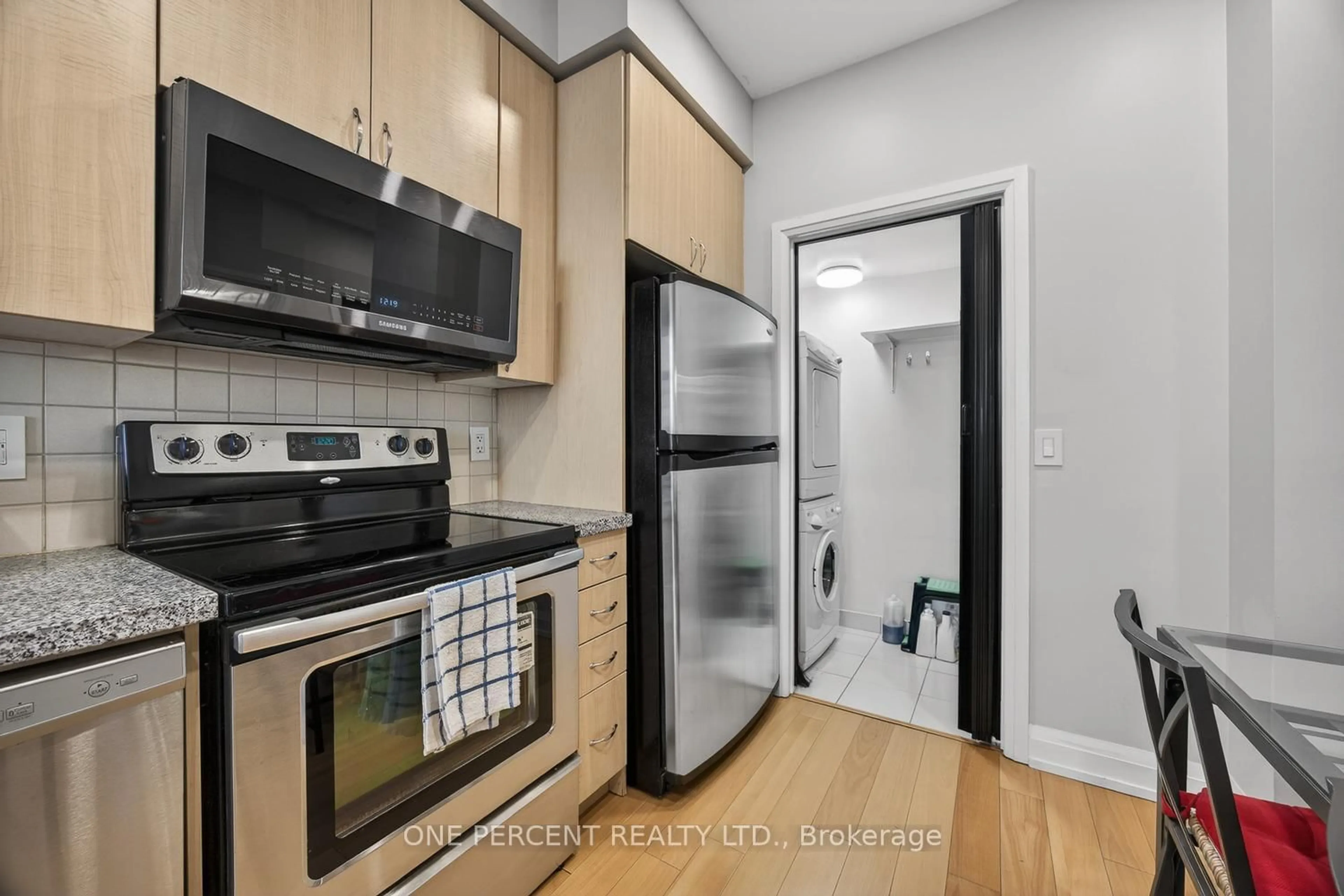 Standard kitchen, unknown for 55 De Boers Dr #Ph11, Toronto Ontario M3J 0G5
