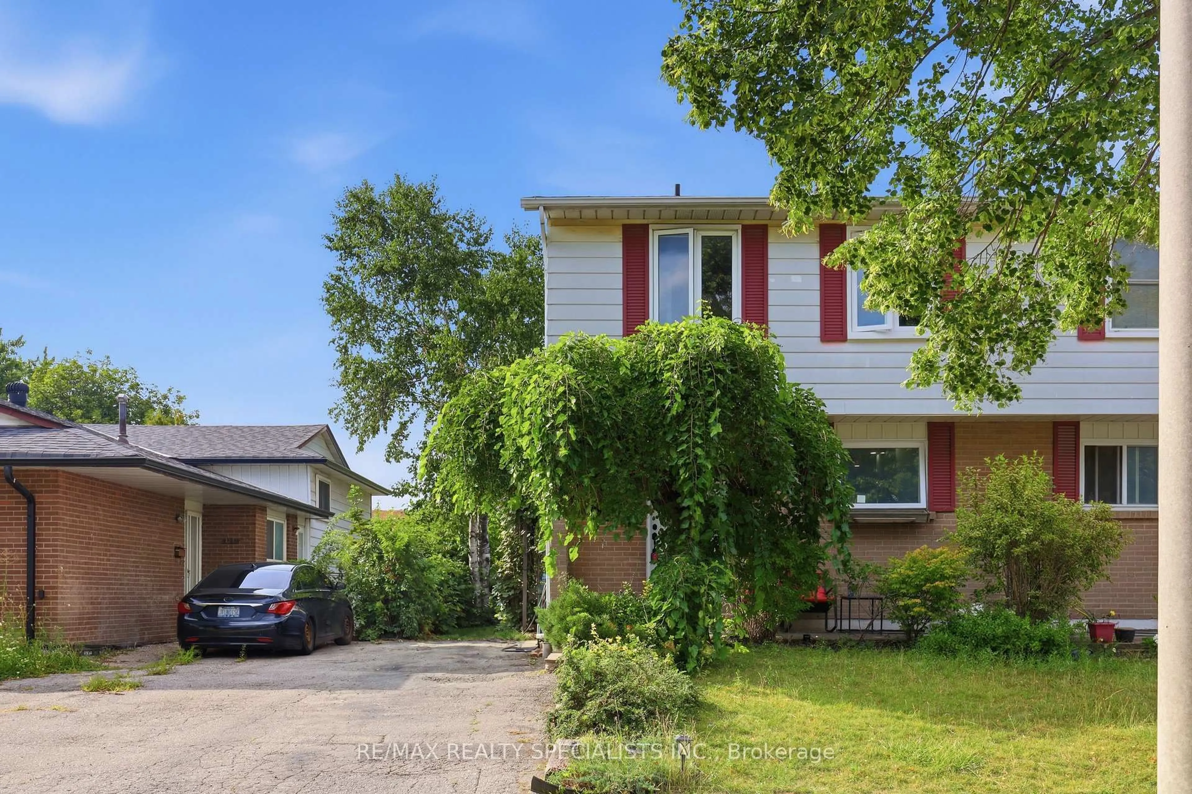 Unknown for 7259 Sills Rd, Mississauga Ontario L4T 2K2