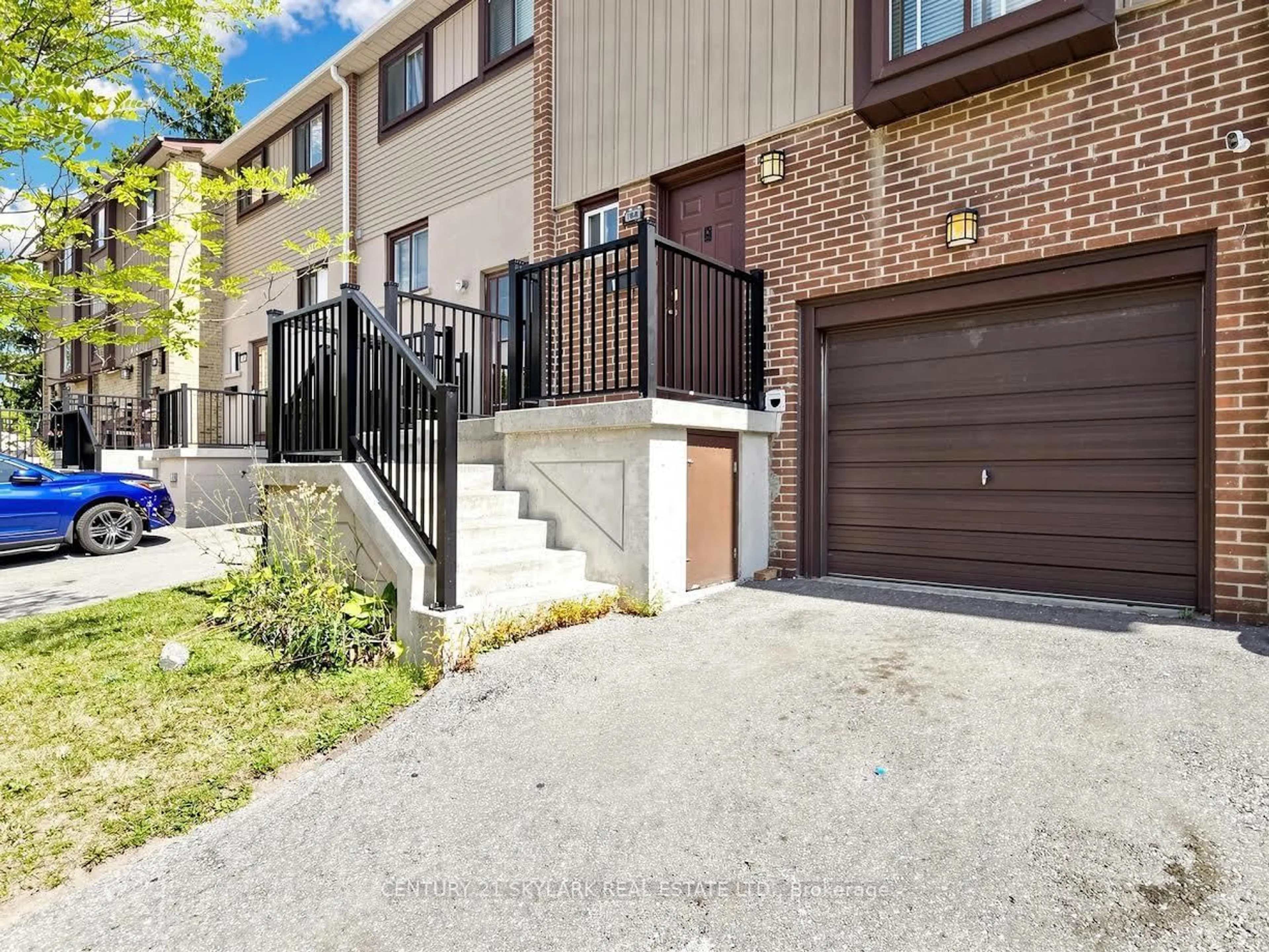 Unknown for 164 Moregate Cres, Brampton Ontario L6S 3K9