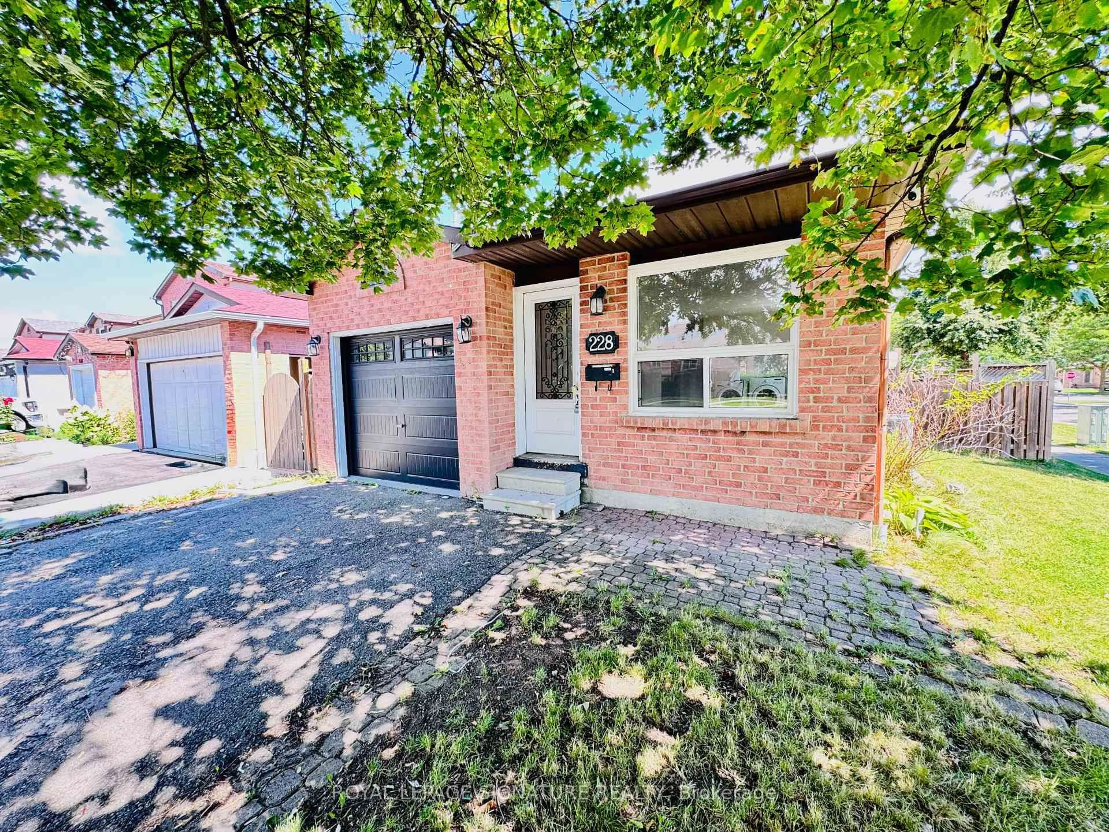 Home with brick exterior material, street for 228 Martindale Cres, Brampton Ontario L6X 2V2