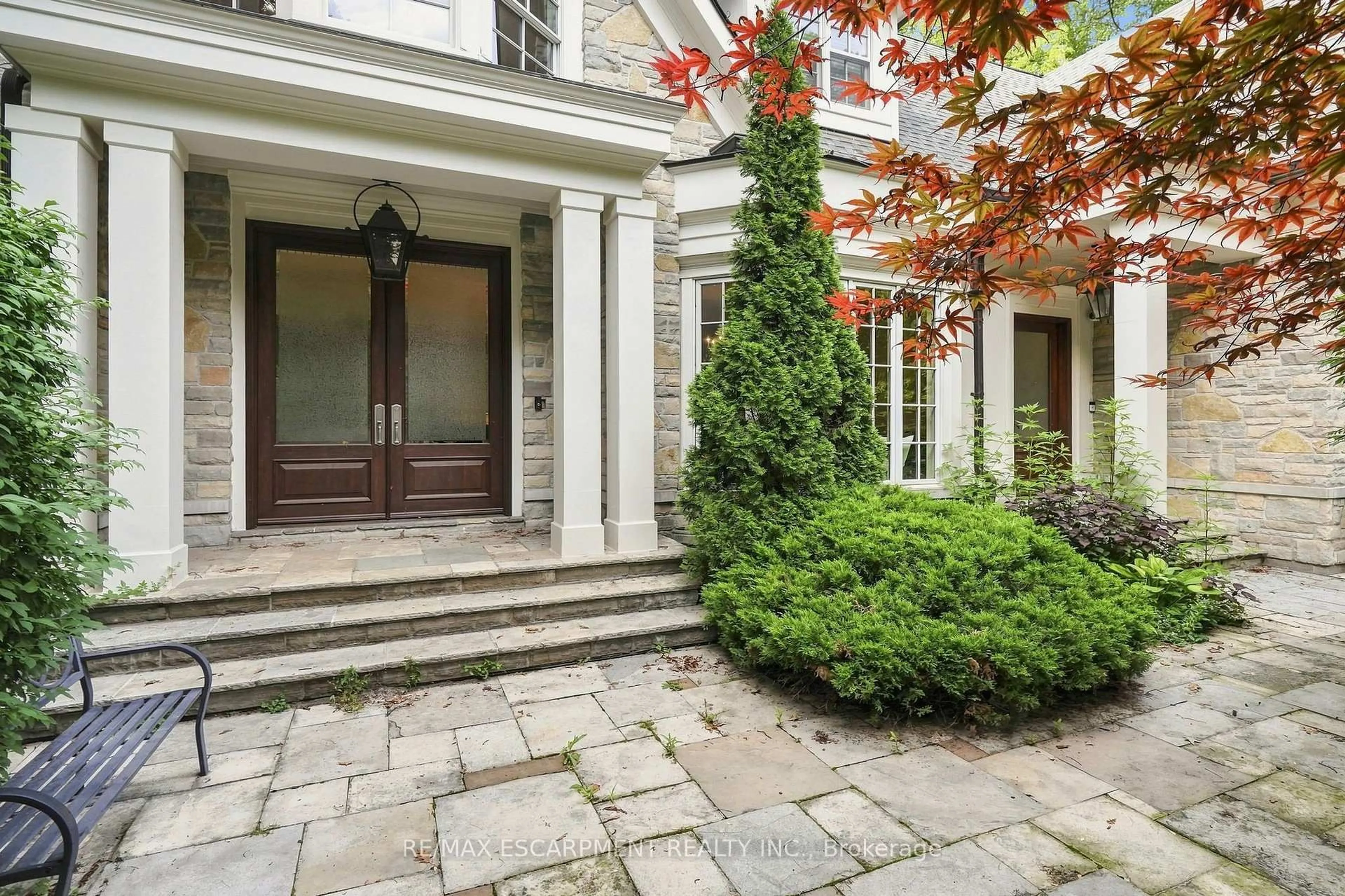 Unknown for 2025 & 2035 Heartwood Crt, Mississauga Ontario L5C 4P7