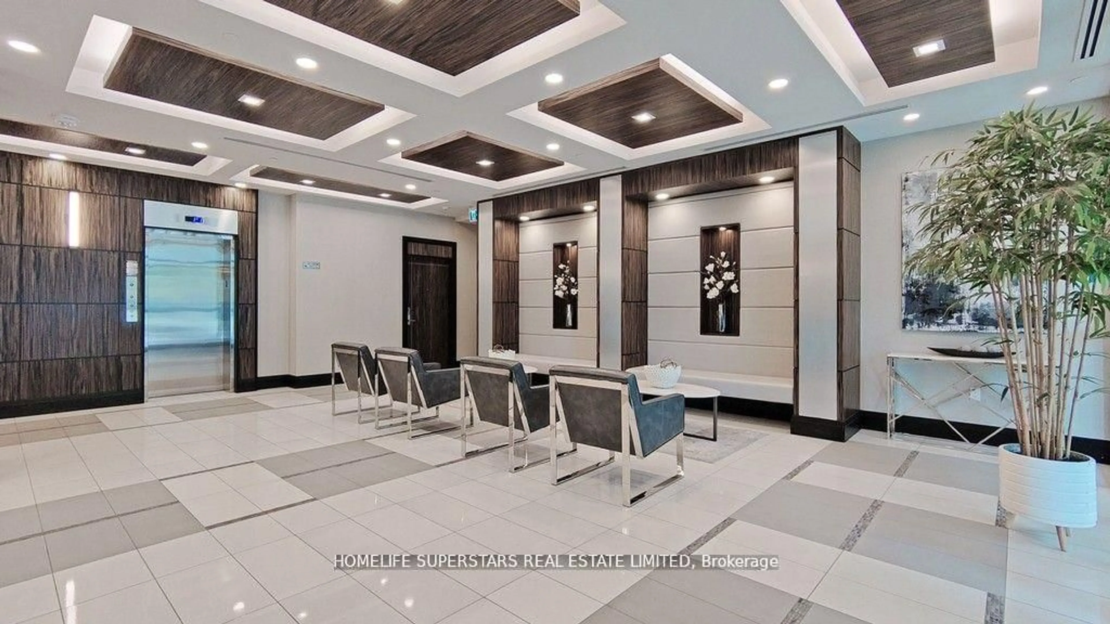 Lobby for 349 Rathburn Rd #1006, Mississauga Ontario L5B 0G9
